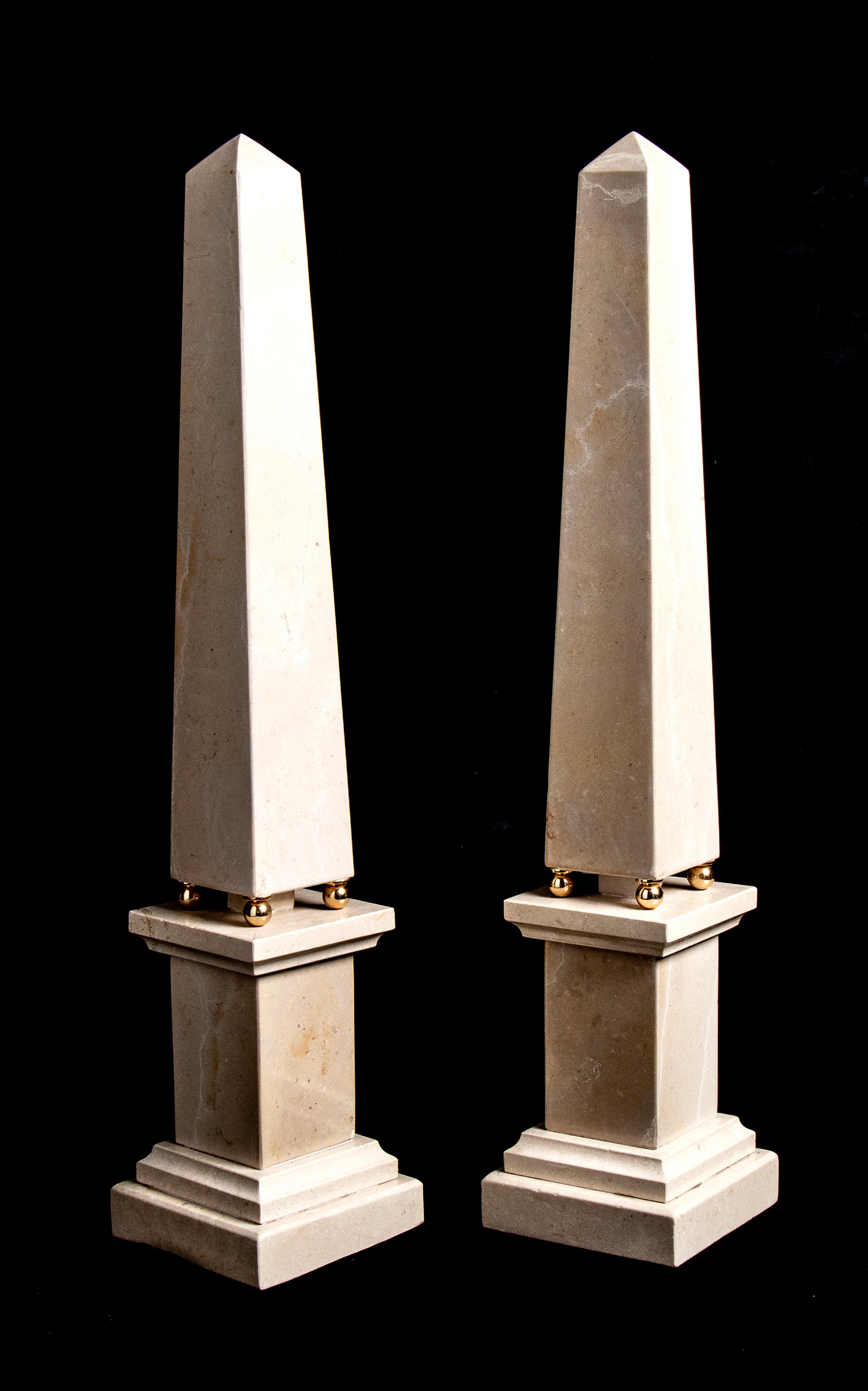Pair of Vintage Sculptures White Marble Gold Bronze Obelisks Italian Vintage 7