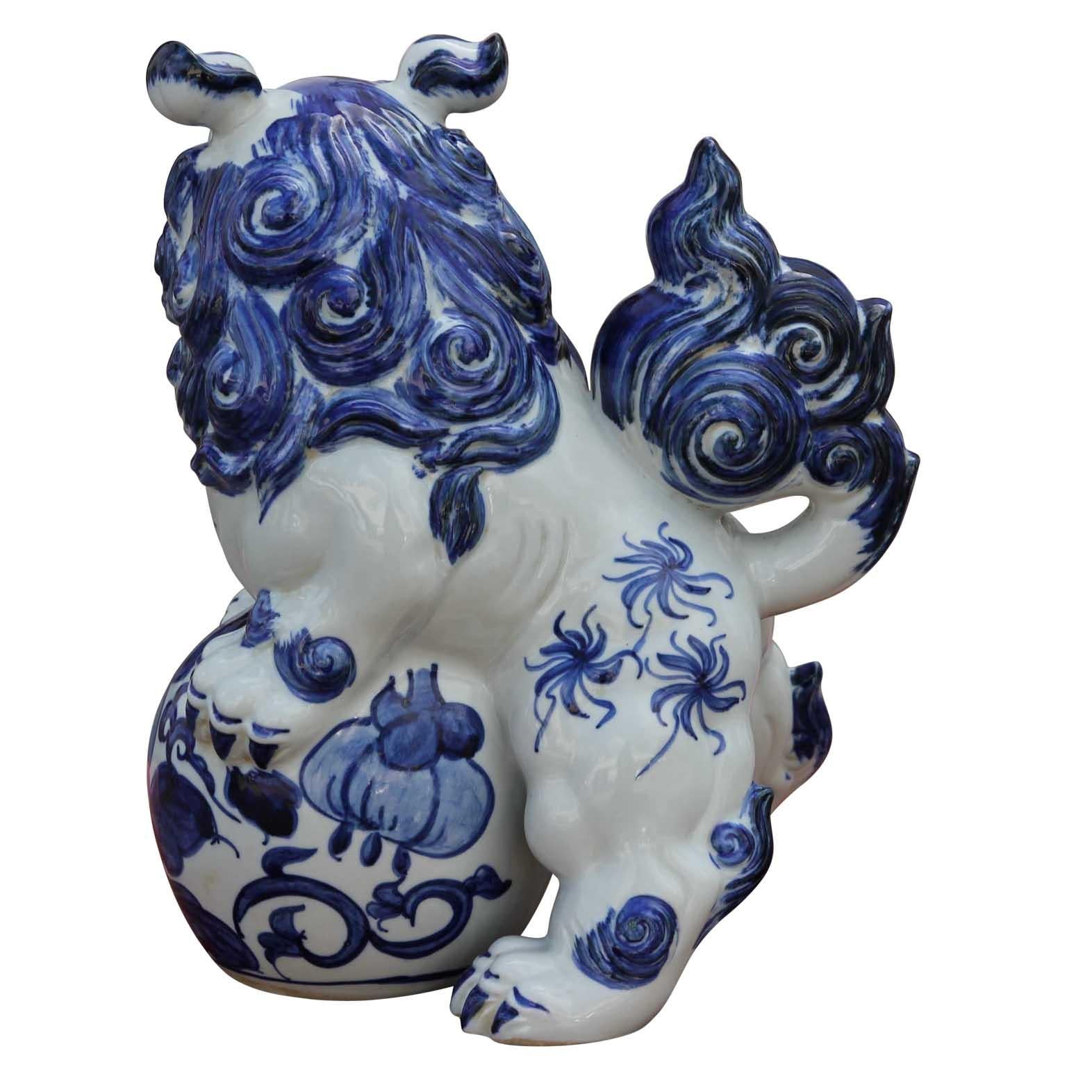 blue and white foo dogs