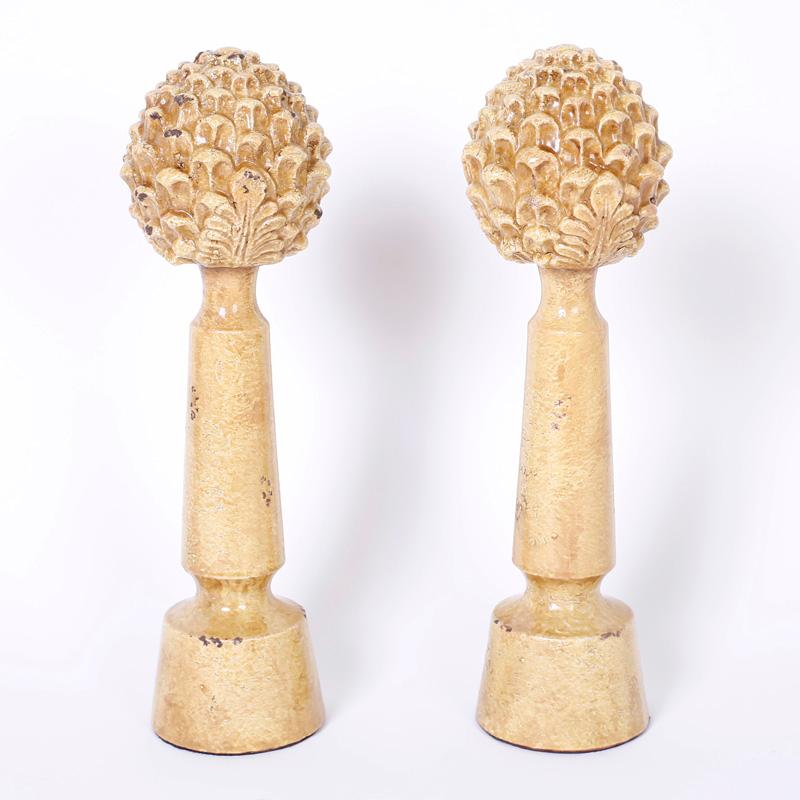 Coppia di guarniture per carciofi in terracotta