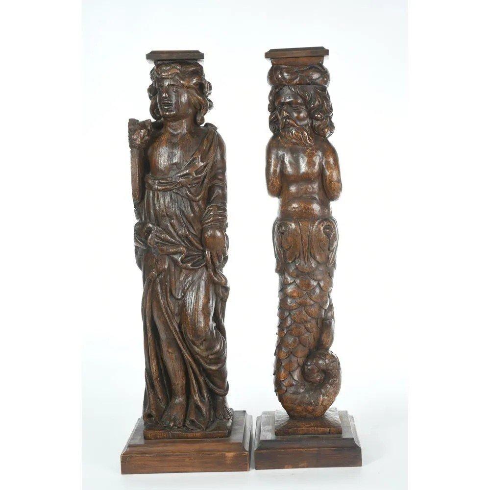 Unknown Figurative Sculpture - Pair Of XVIIth Statues