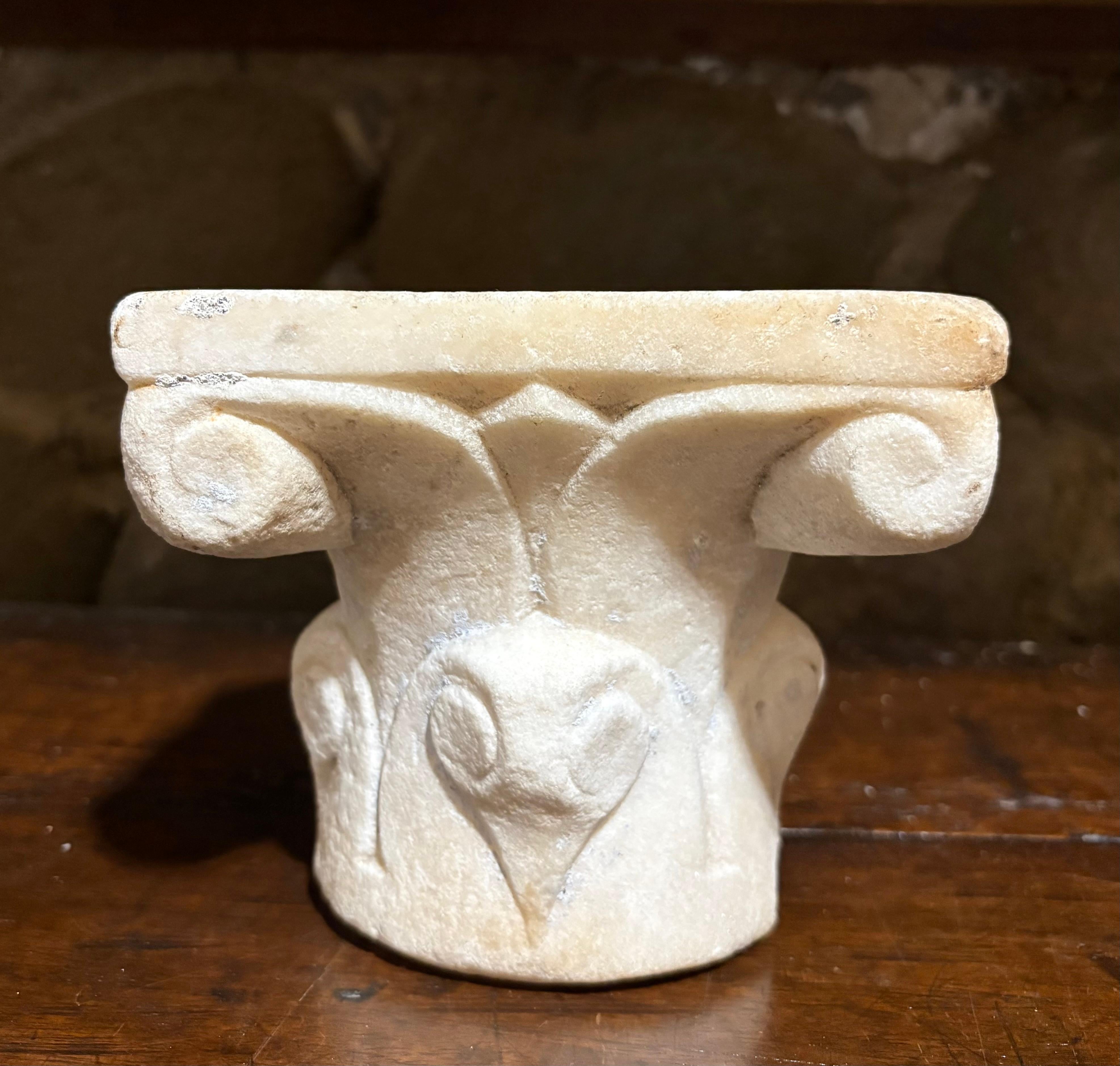 Small Capital in White Marble Carved Lombardy 16th century