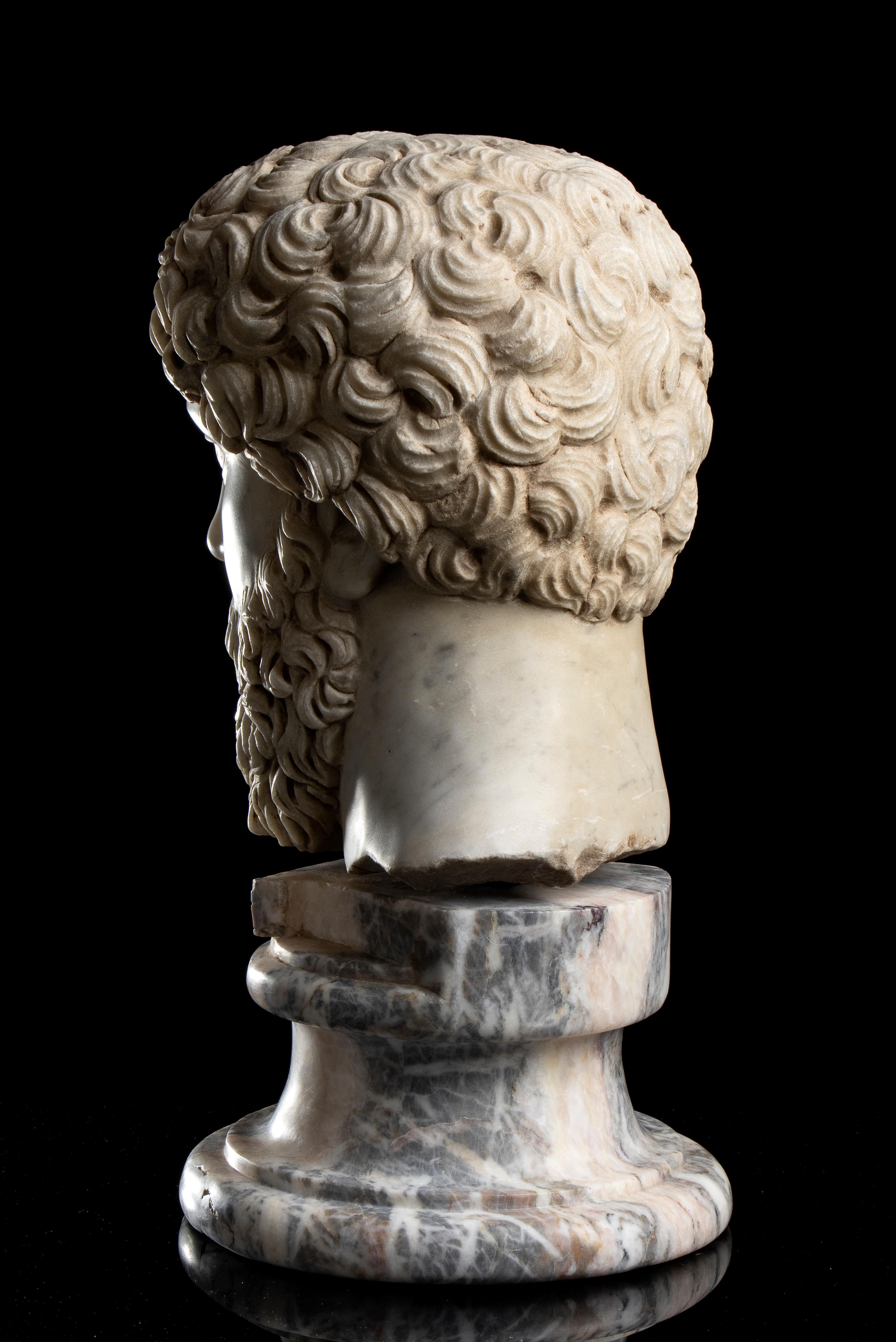 Polychrome Marmorskulptur Porträt Kaiser Marcus Aurelius Italienisch 19. im Angebot 2