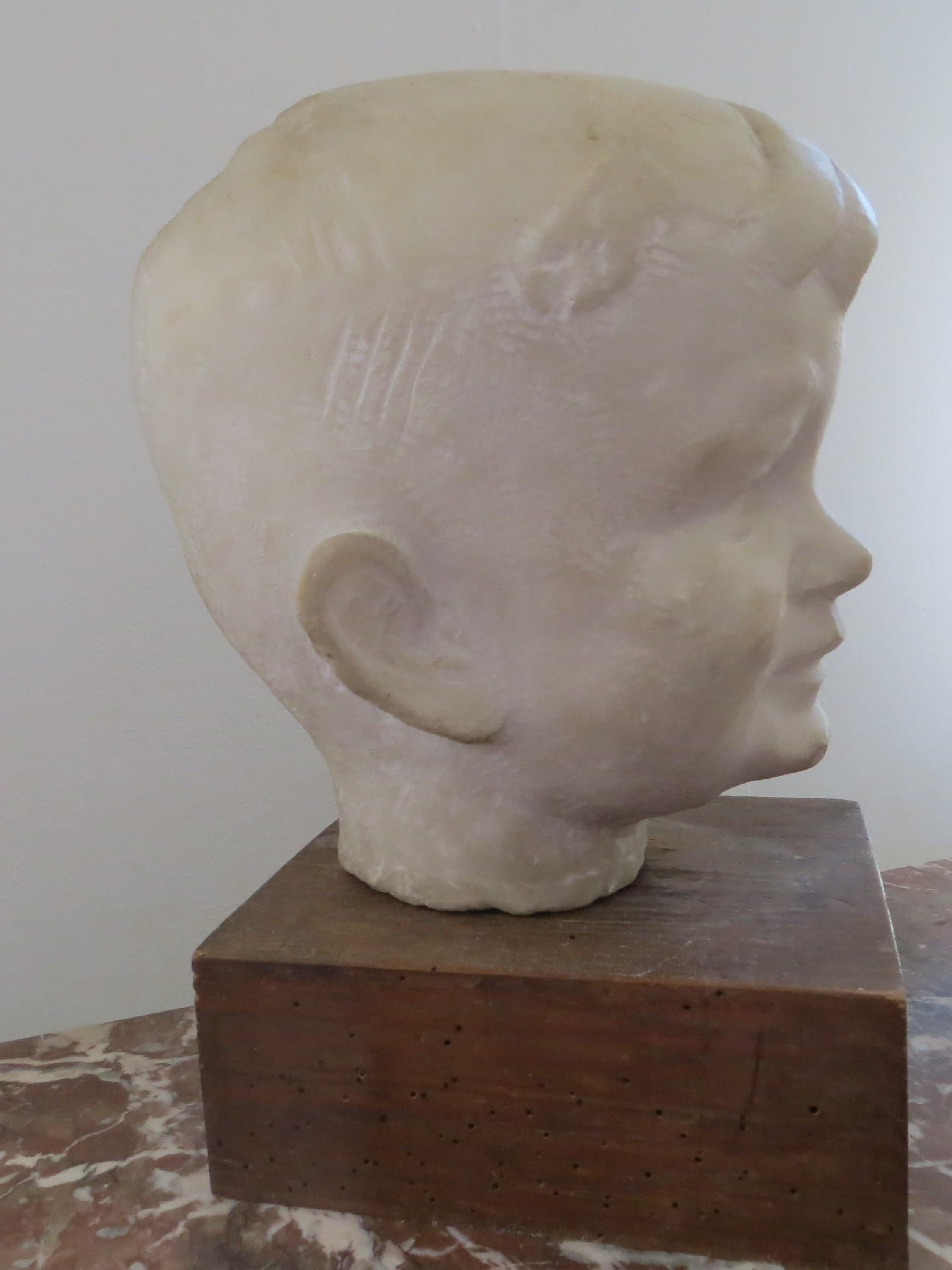  Porträt-Jersey  (Moderne), Sculpture, von Unknown