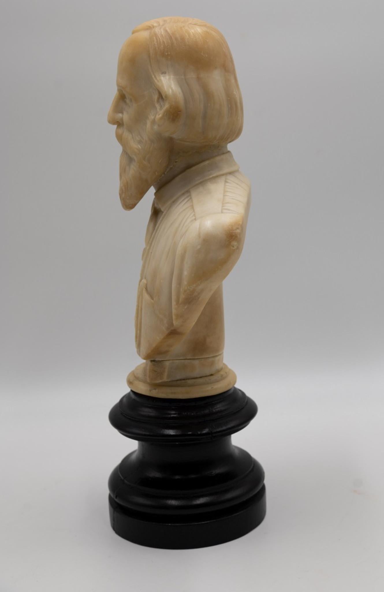 Ritratto di Giuseppe Garibaldi - Scultura originale in marmo - Fine del XIX secolo - Sculpture Moderno di Unknown