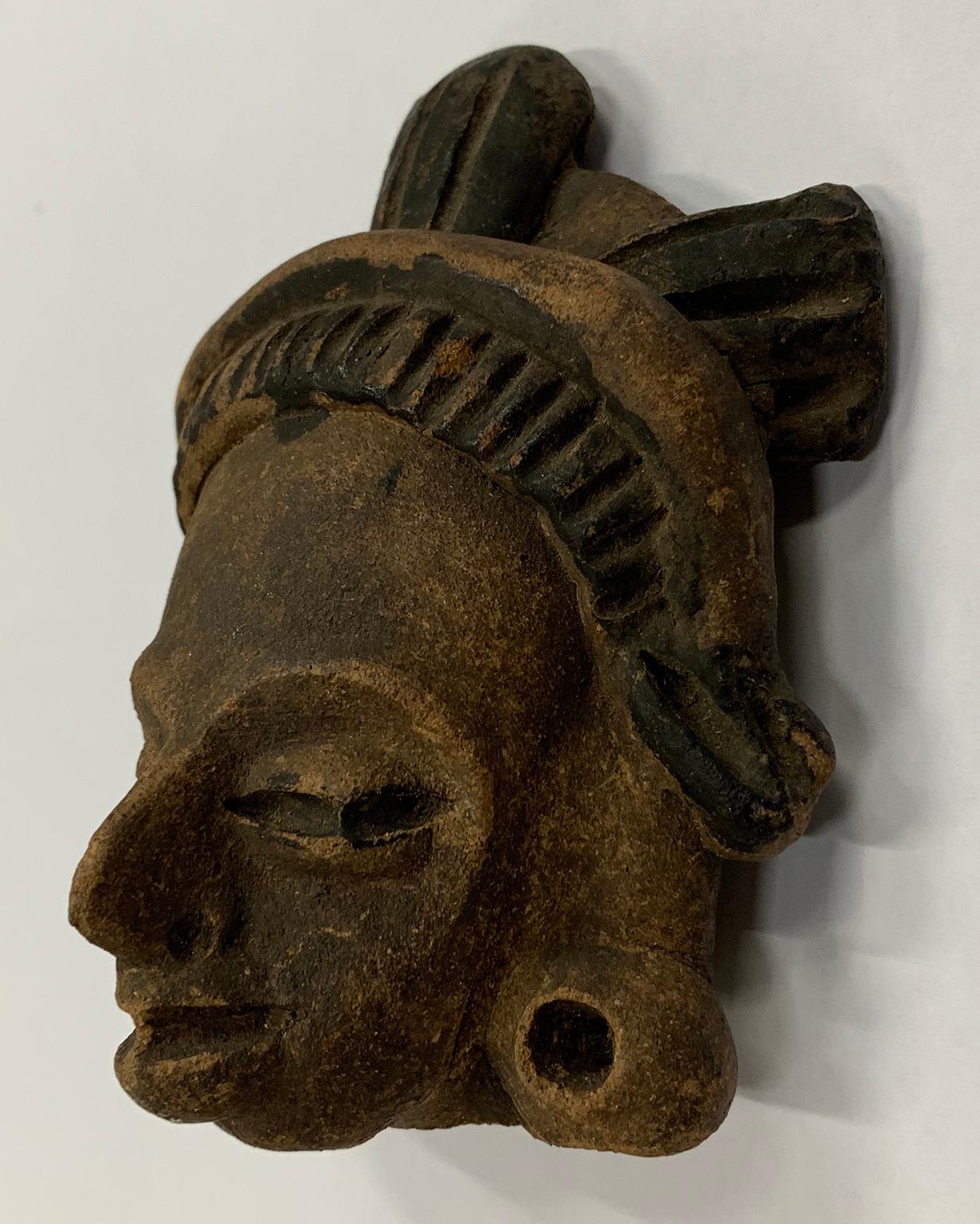 Pre Columbian – Mayan – Kinich Ahau – The Yucatec Mayan Sun God - Tribal Sculpture by Unknown