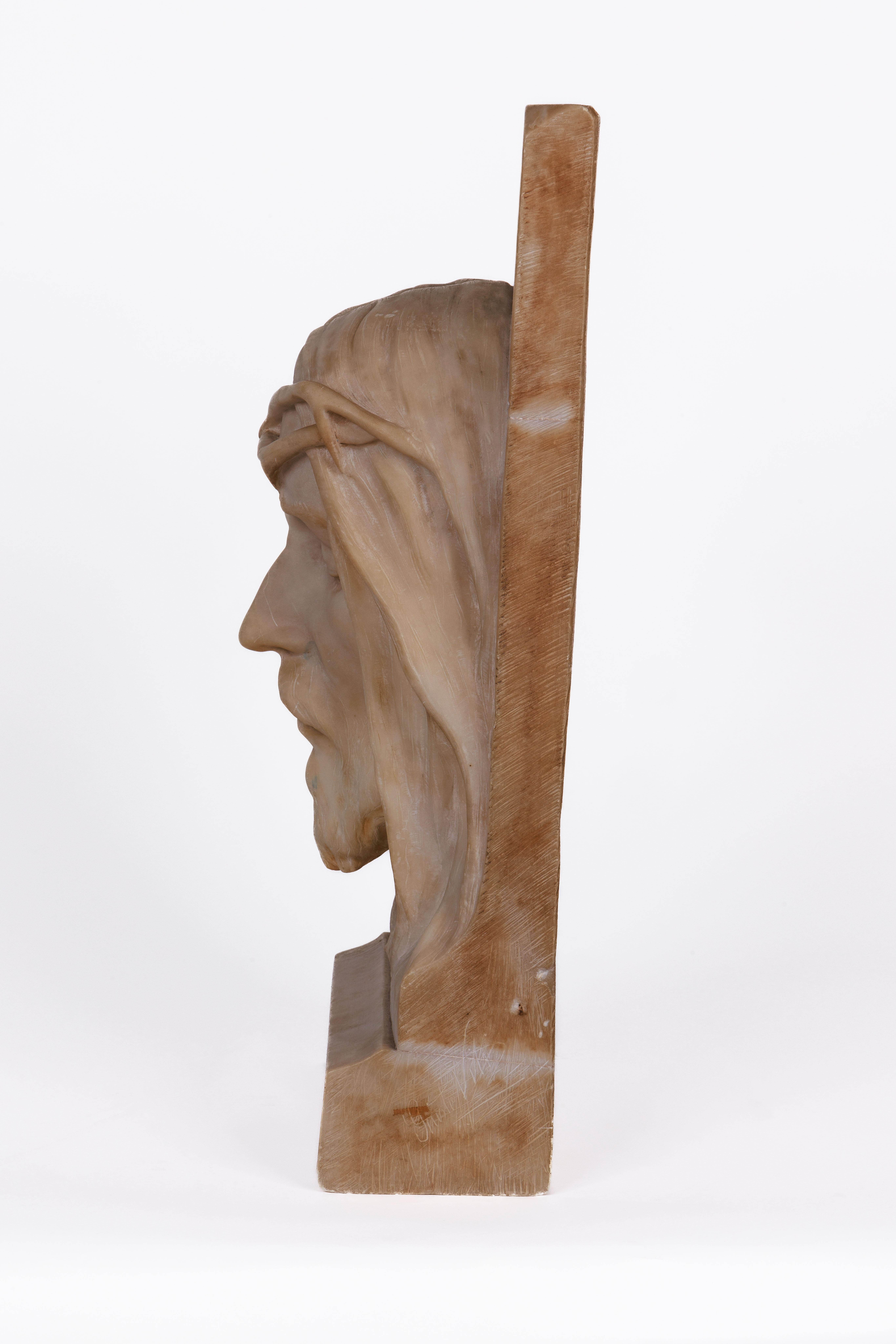 Rare and Important Italian Alabaster Bust Sculpture of Jesus Christ, C. 1860 For Sale 7