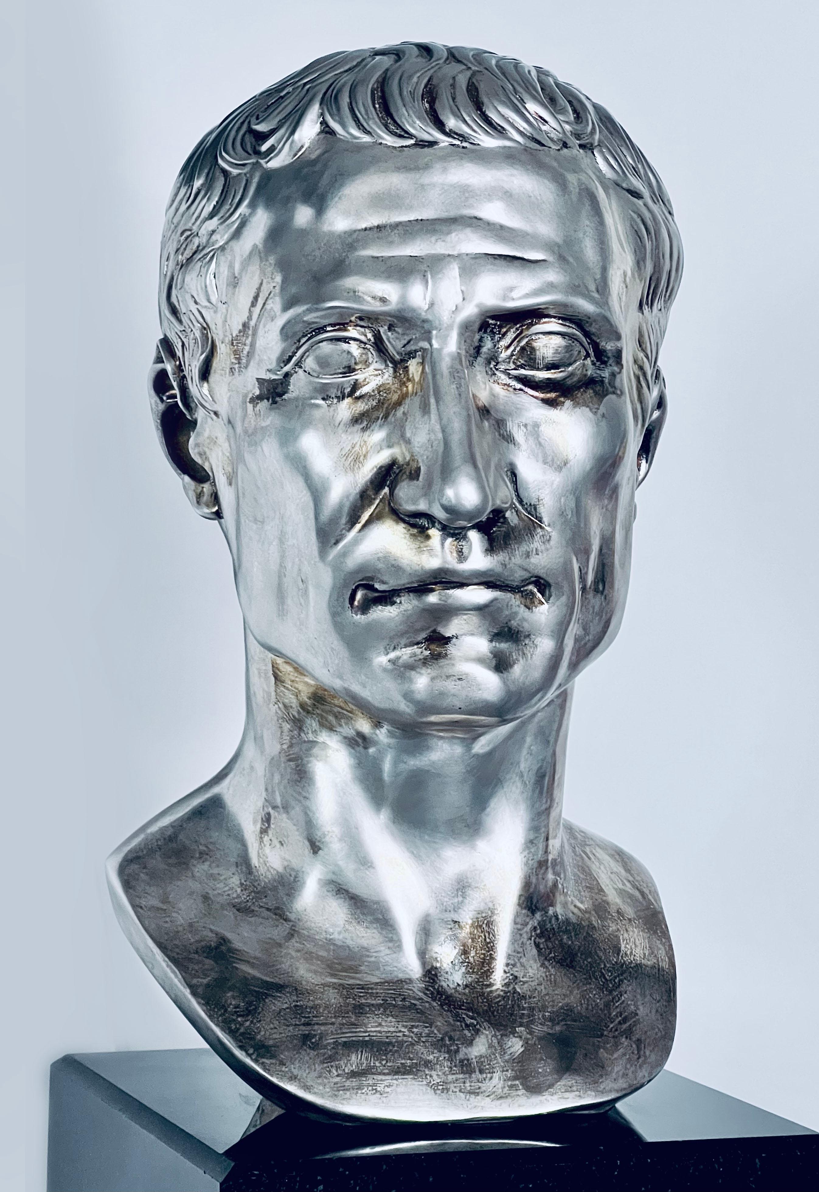 Pure Silver Julius Caesar Bust by Arte Divine - Sculpture by Unknown