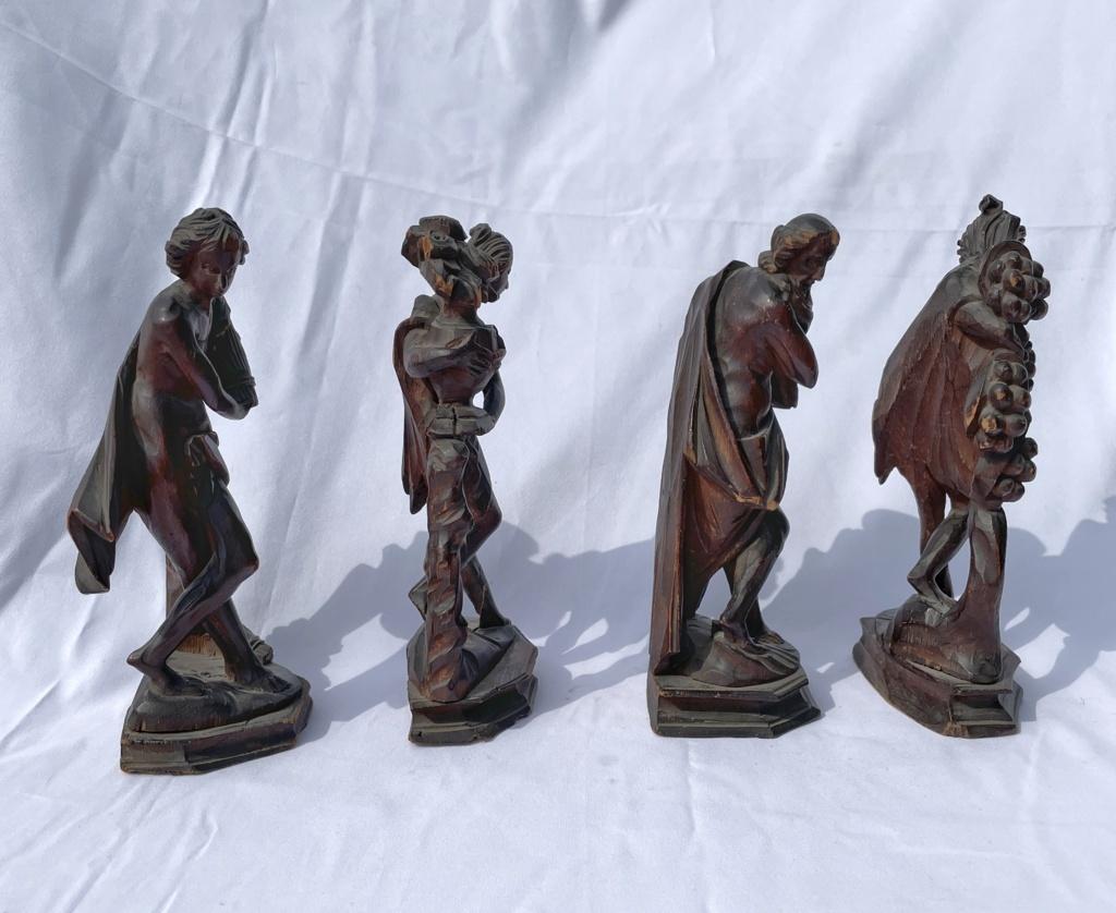 Rococò Venice - Set of four 18th century carved wood sculptures - Seasons For Sale 14
