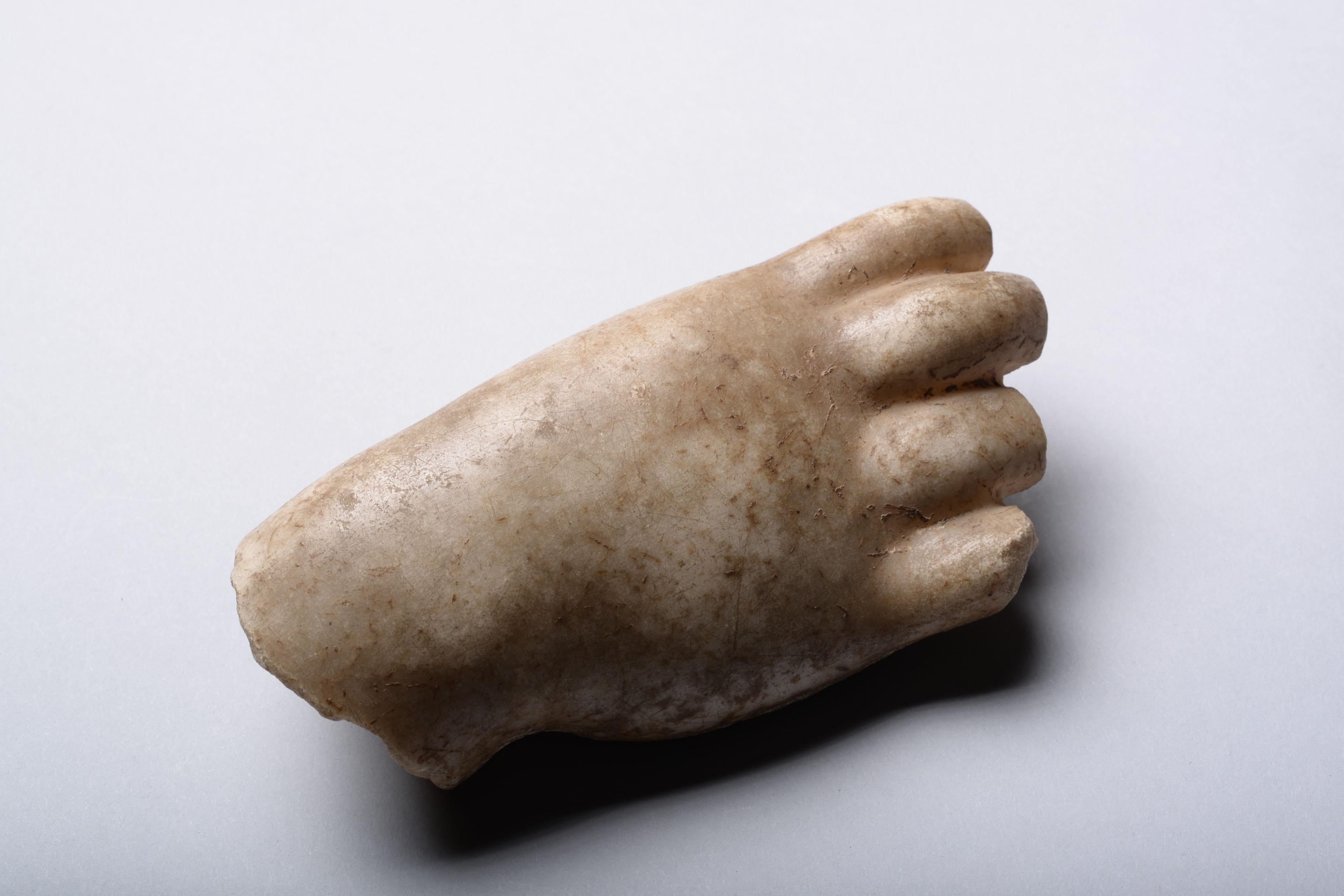 Roman Marble Fragment of a Hand - Sculpture by Unknown