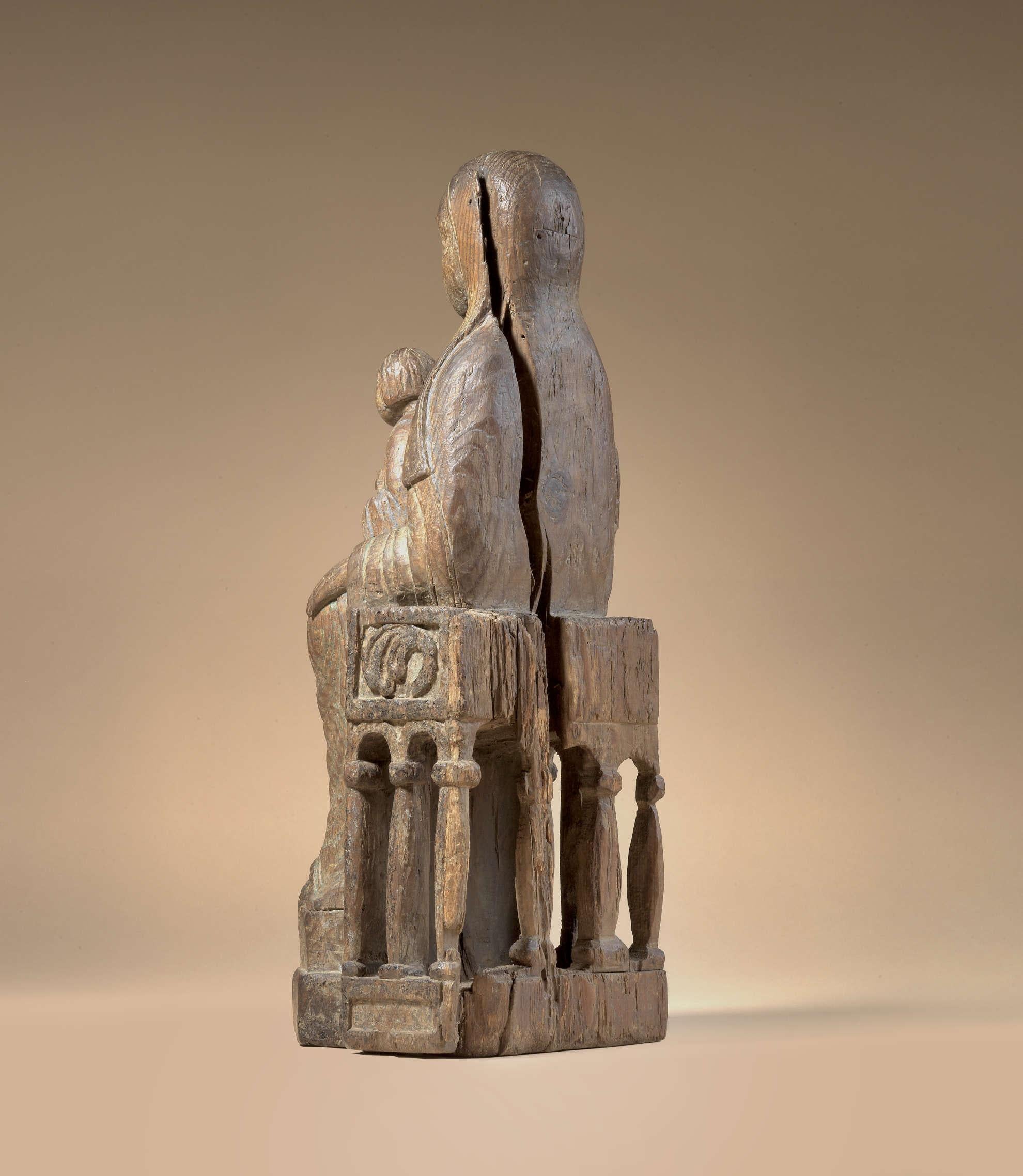 Romanesque Madonna - 1175/80 - Brown Figurative Sculpture by Unknown