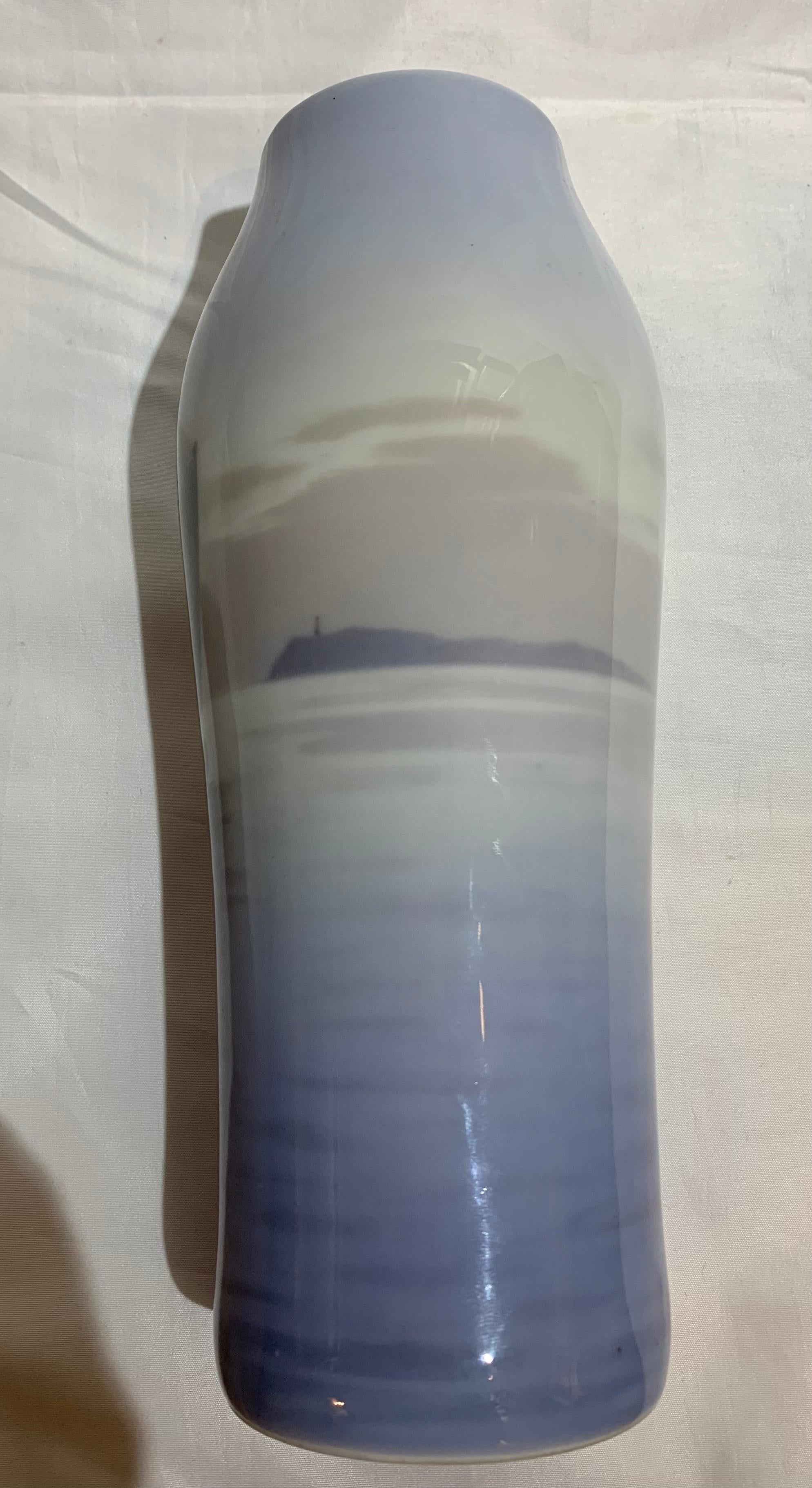 Royal Copehaghen. Vase with Sailing Ship in the Sea. Danish porcelain. Early 20th century. For Sale 2