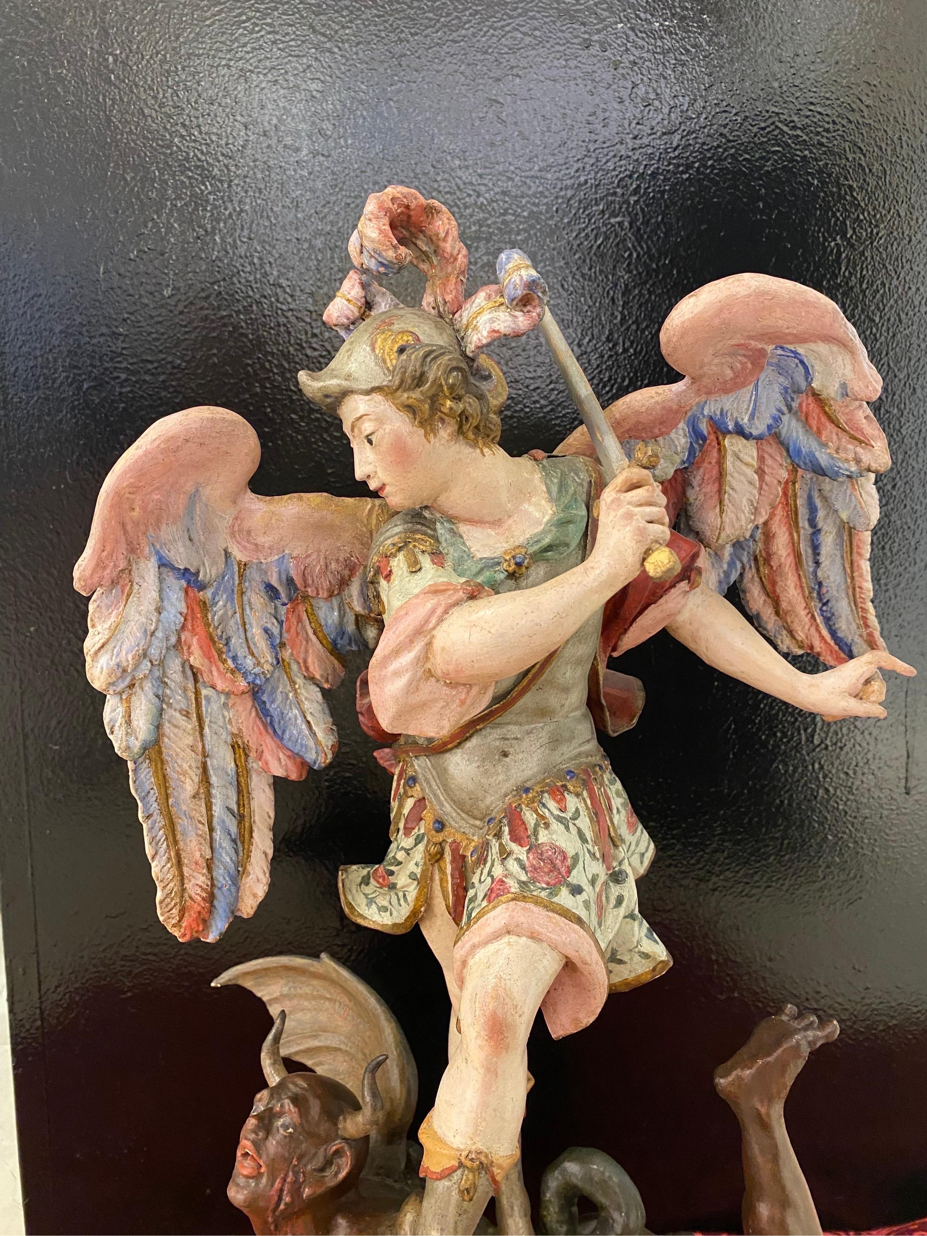 Unknown Figurative Sculpture – San Michael