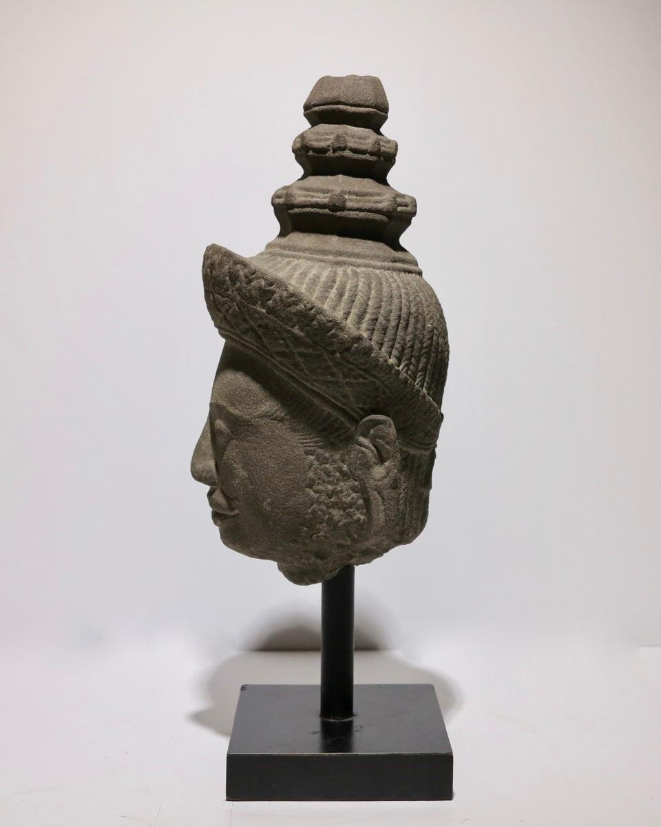 Sandstone head of Vishnu, Khmer, Angkor period, style of Bakheng 2