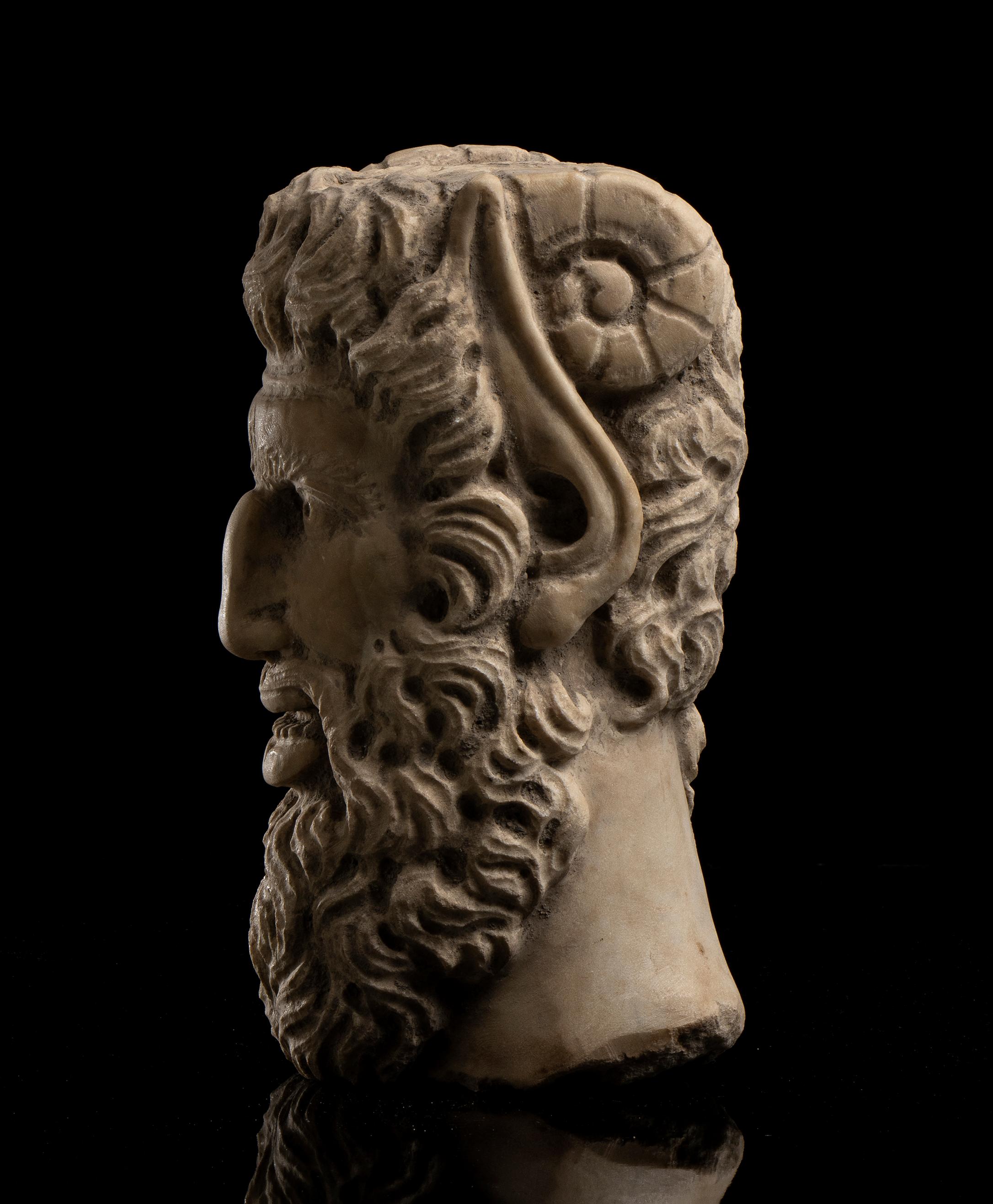 Sculpture Figurative en marbre blanc Portrait d'un Sylenus Grec Classique 19ème en vente 1
