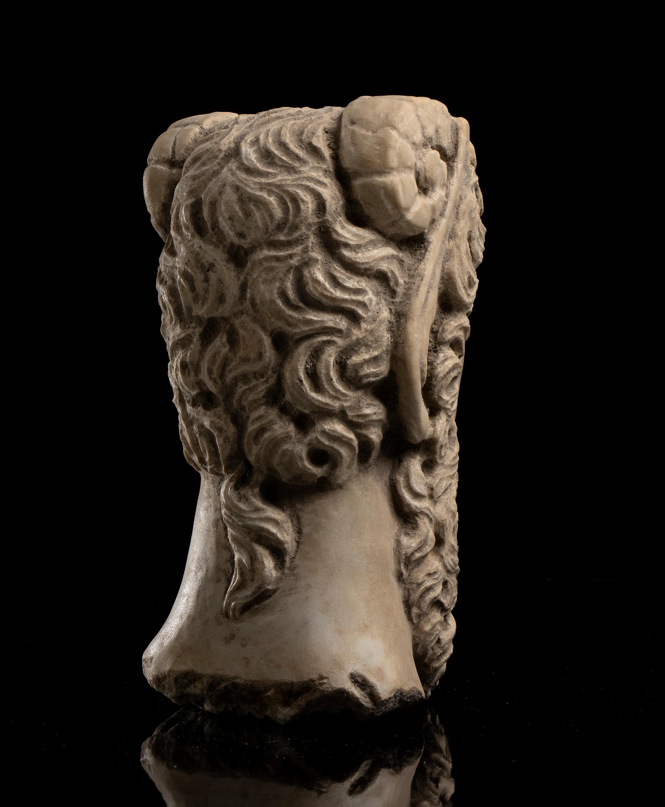 Sculpture Figurative en marbre blanc Portrait d'un Sylenus Grec Classique 19ème en vente 4