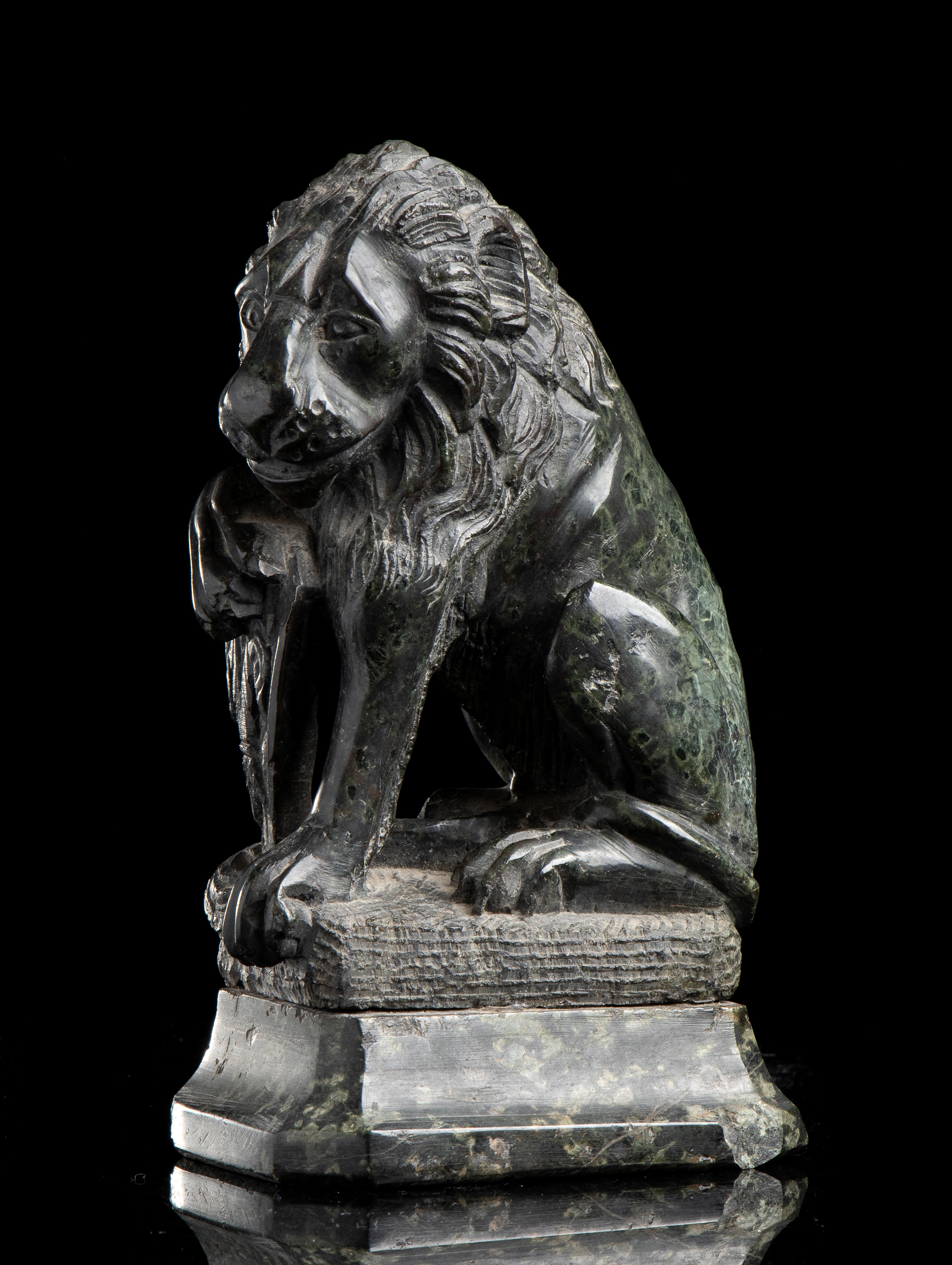 Sculpture of Lion 