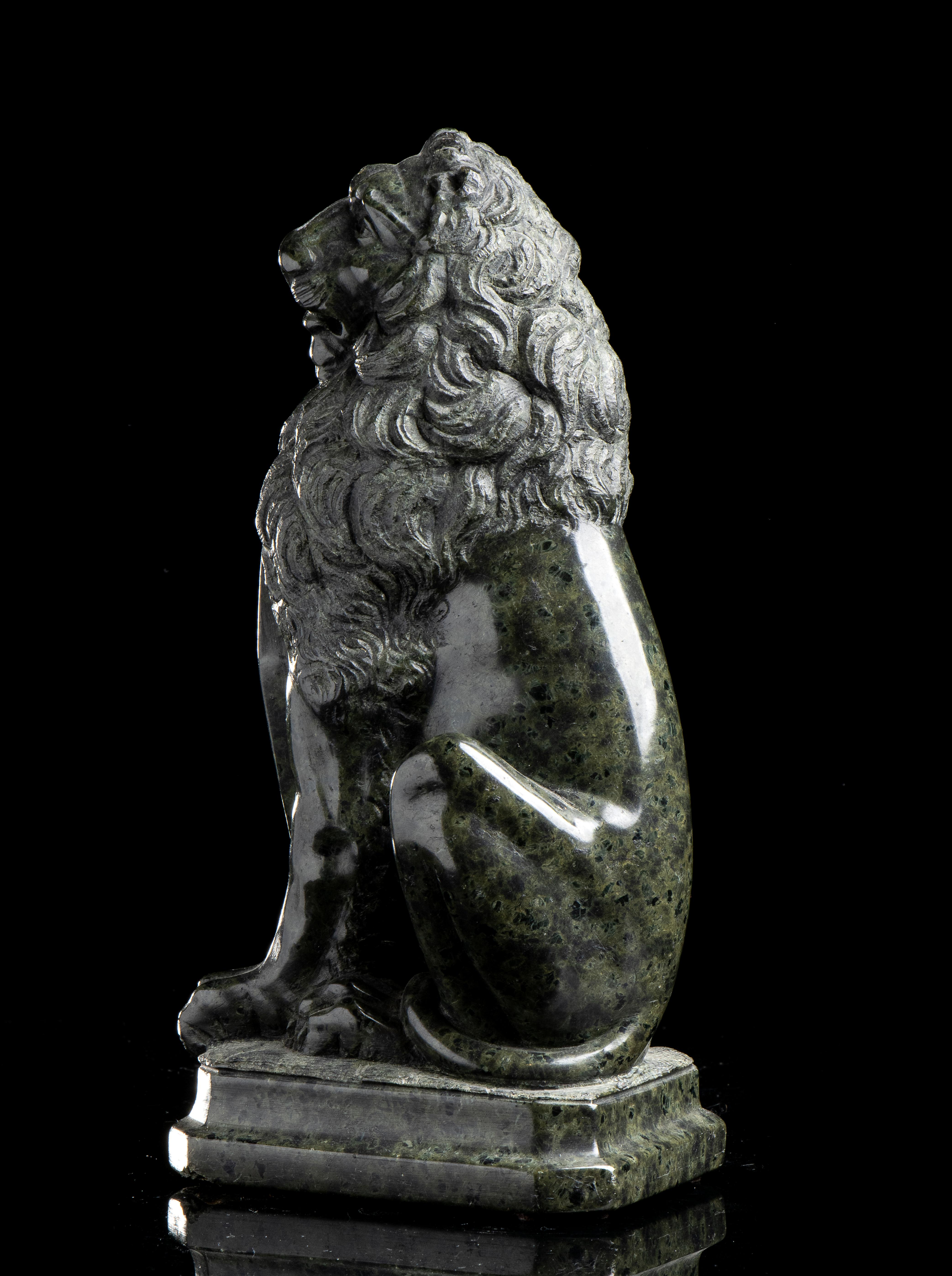 Sculpture of Lion 
