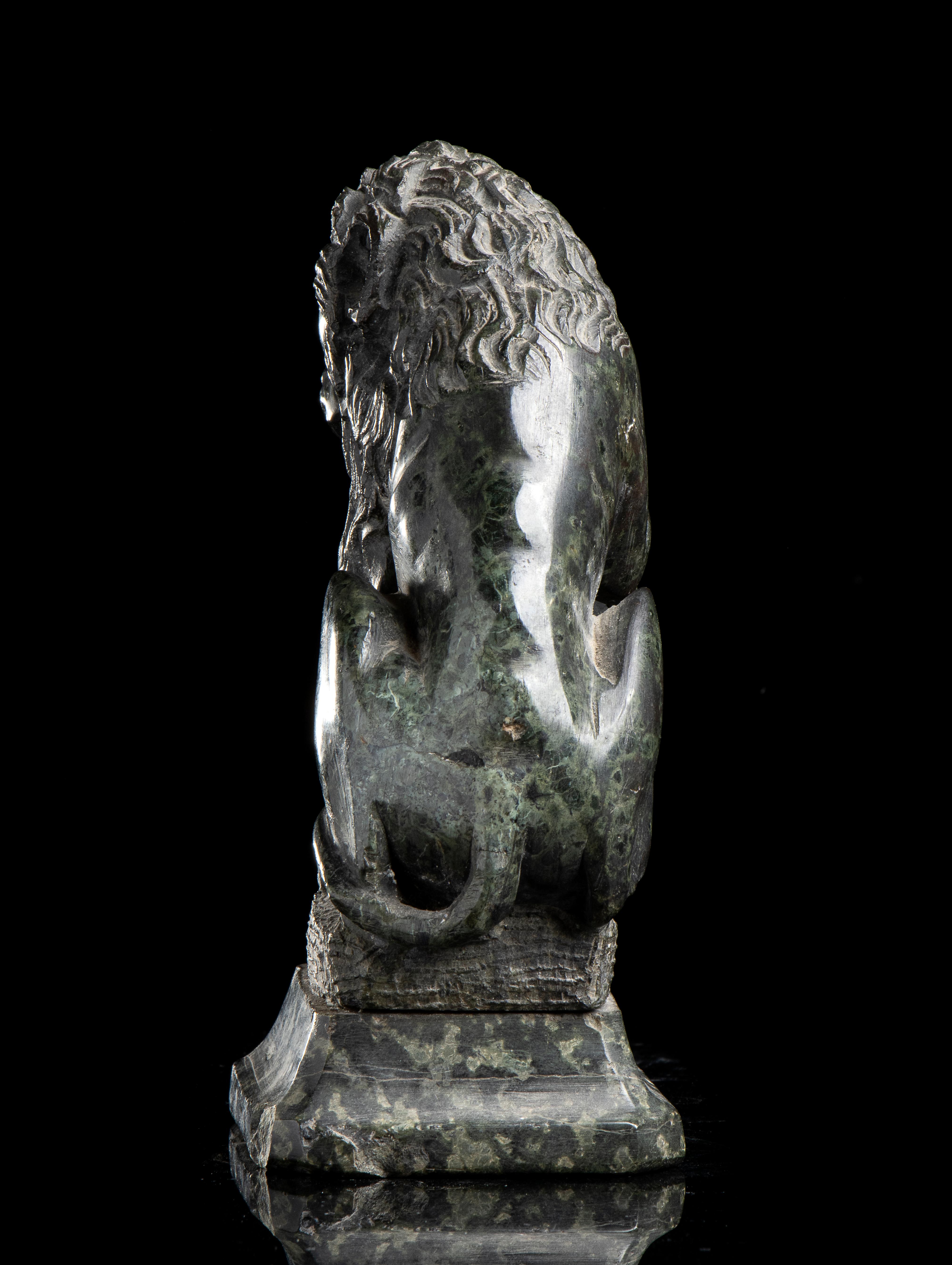 Sculpture of Lion 