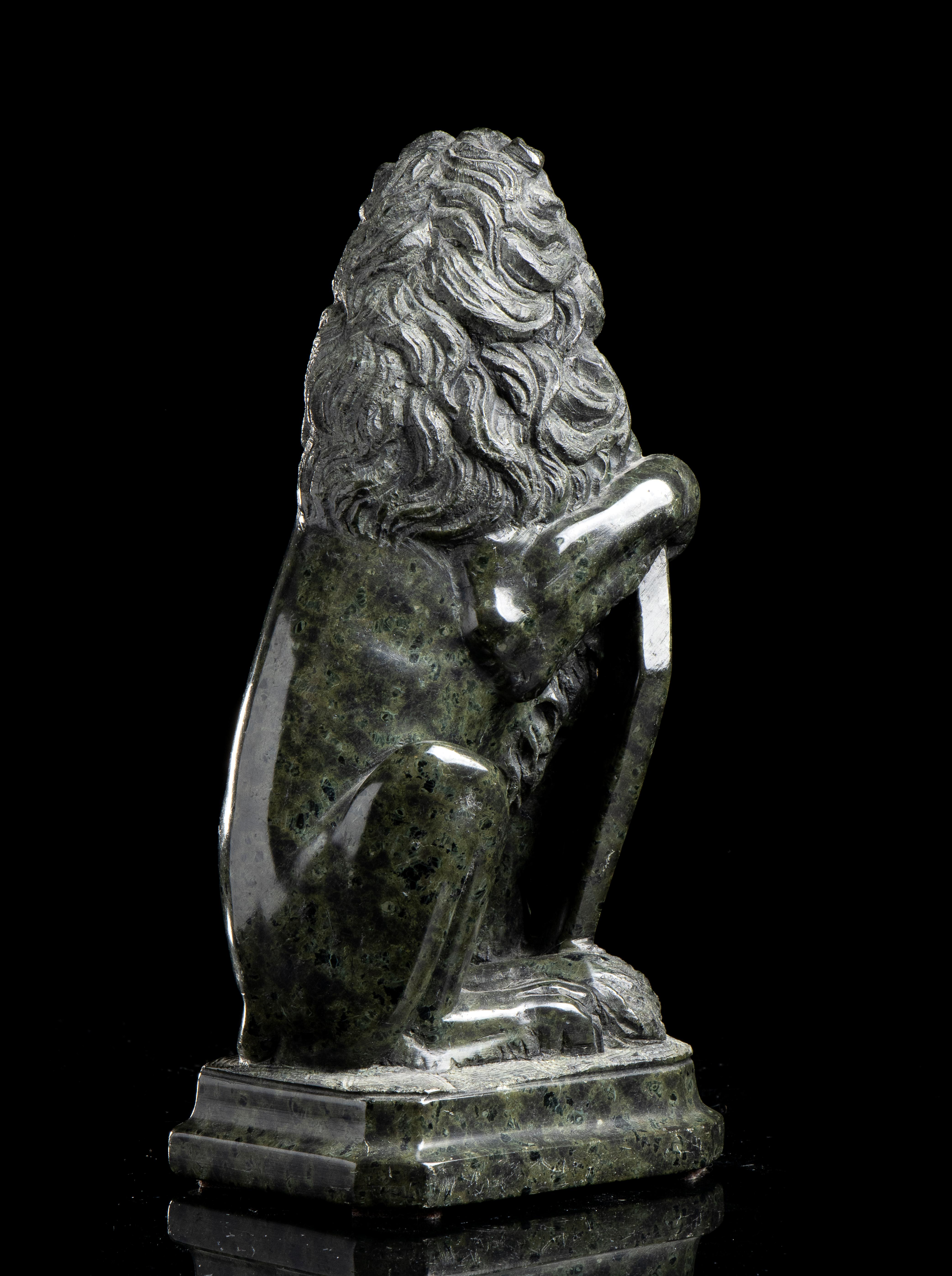 Sculpture of Lion 