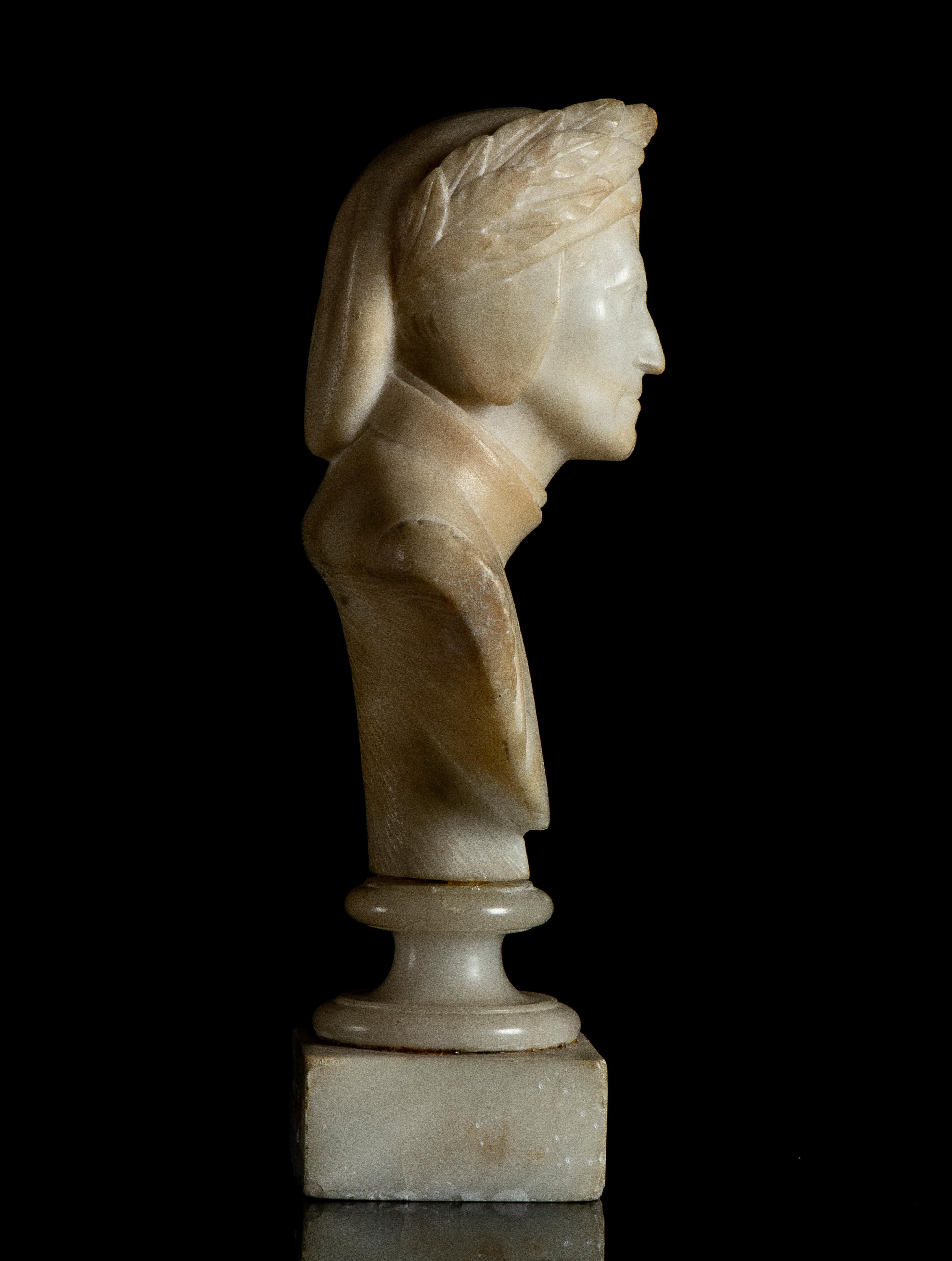 Skulptur-Porträtbüste von Dante Alighieri aus weißem italienischem Alabaster Grand Tour  (Sonstige Kunststile), Sculpture, von Unknown