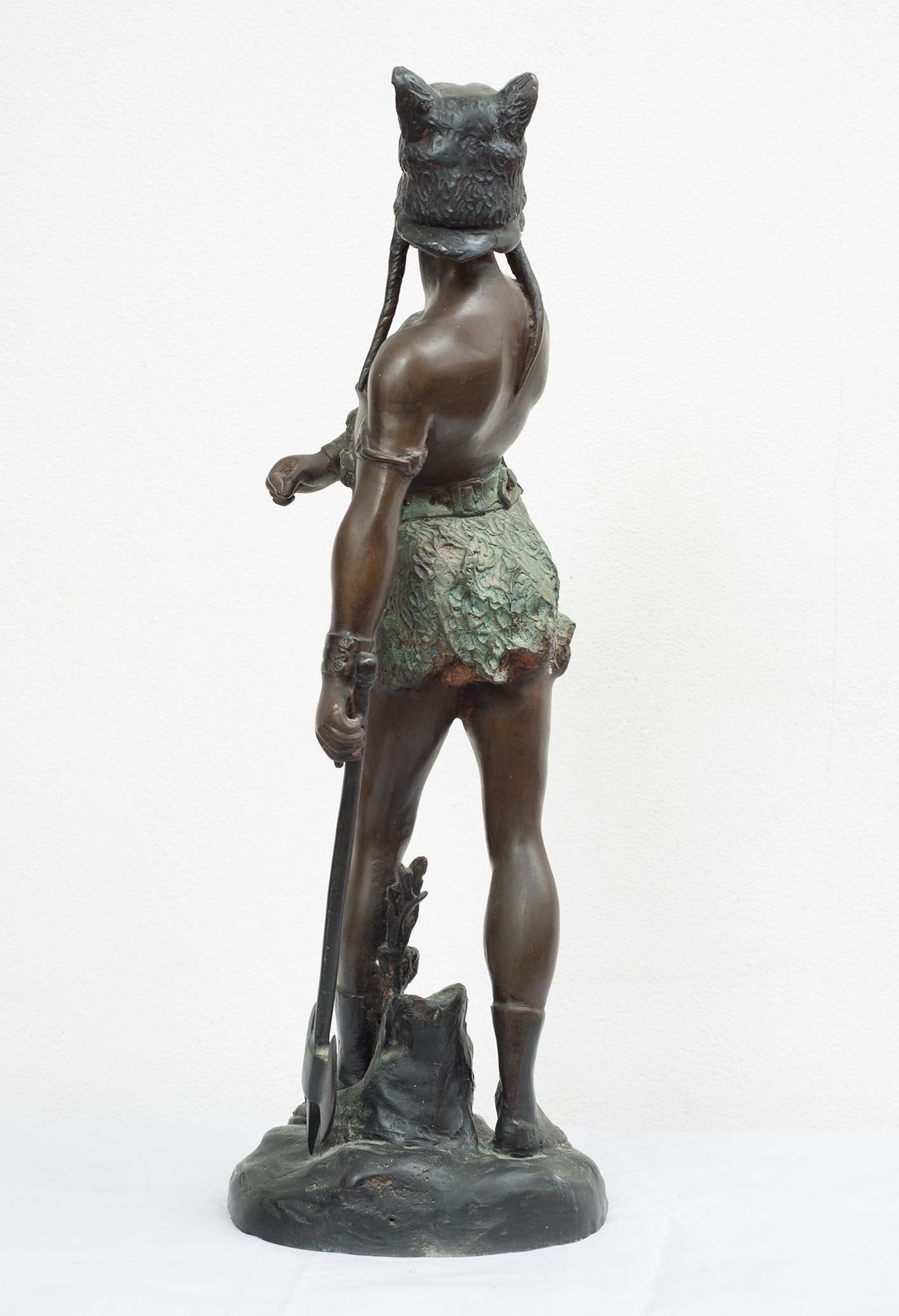 Sculpture ancienne en bronze patiné représentant Vercingétorix. en vente 3