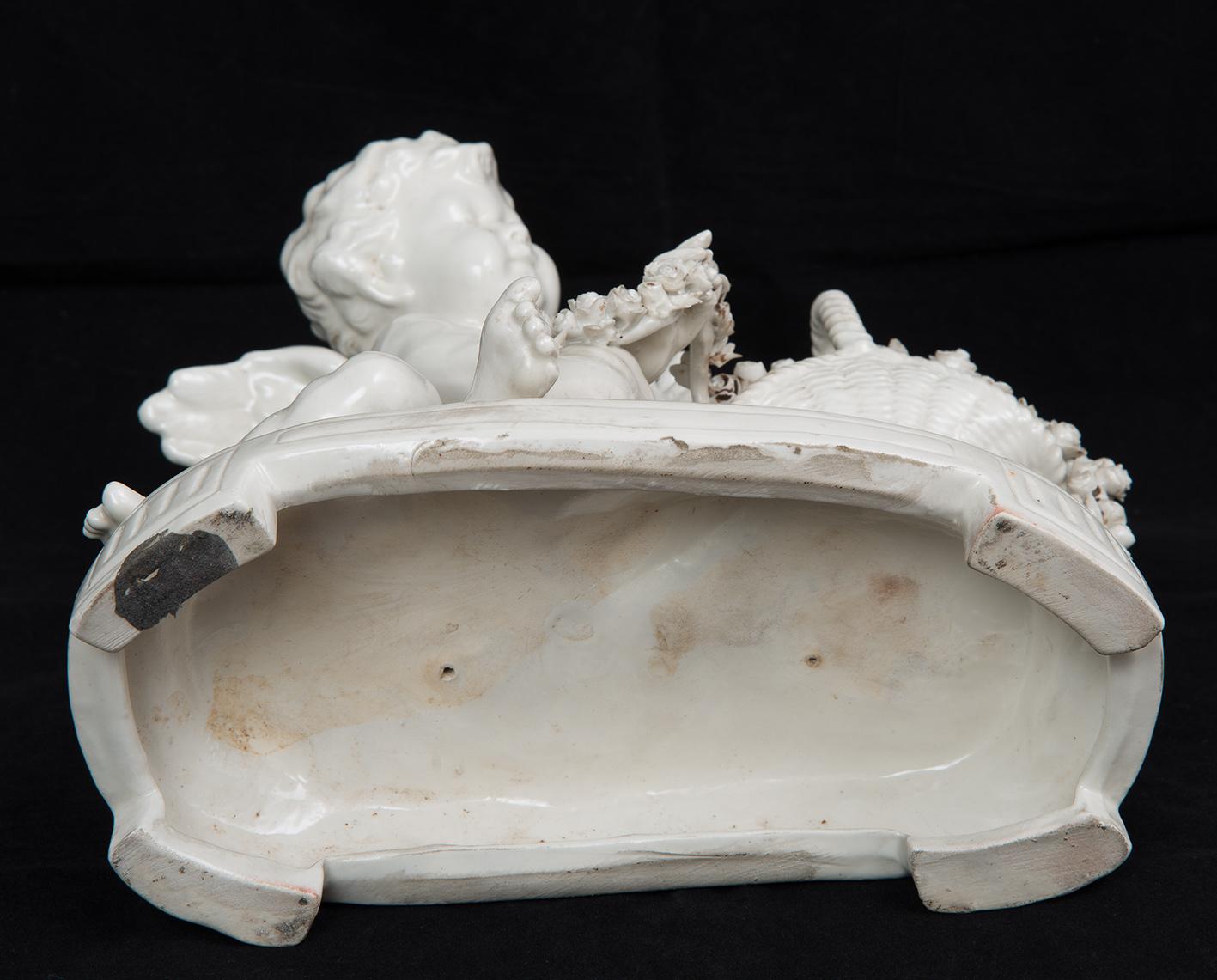Capodimonte porcelain antique sculpture 20sec For Sale 1