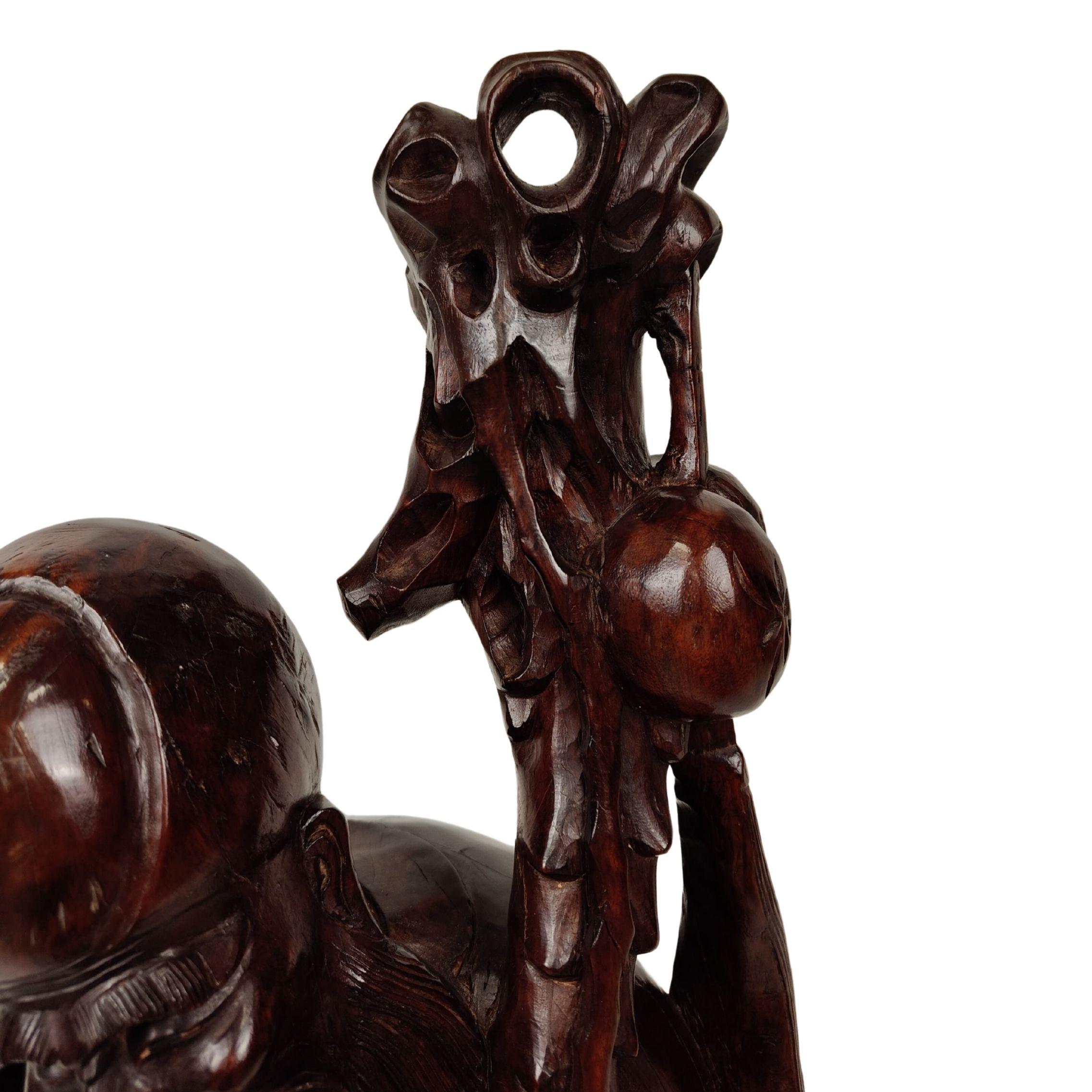 Scultura in legno teak di un Saggio - 1890 circa, Cina in vendita 8