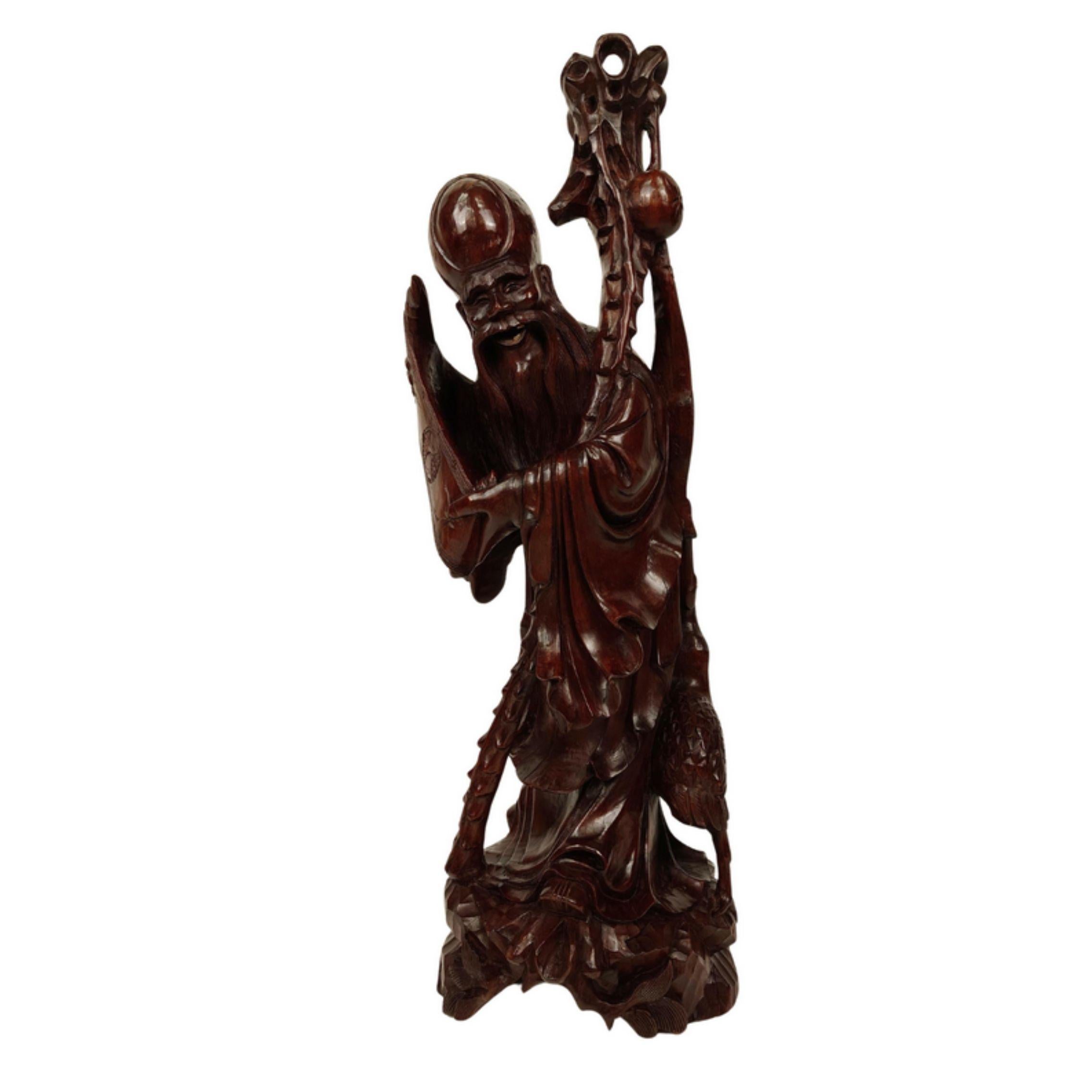 Figurative Sculpture di Unknown - Scultura in legno teak di un Saggio - 1890 circa, Cina