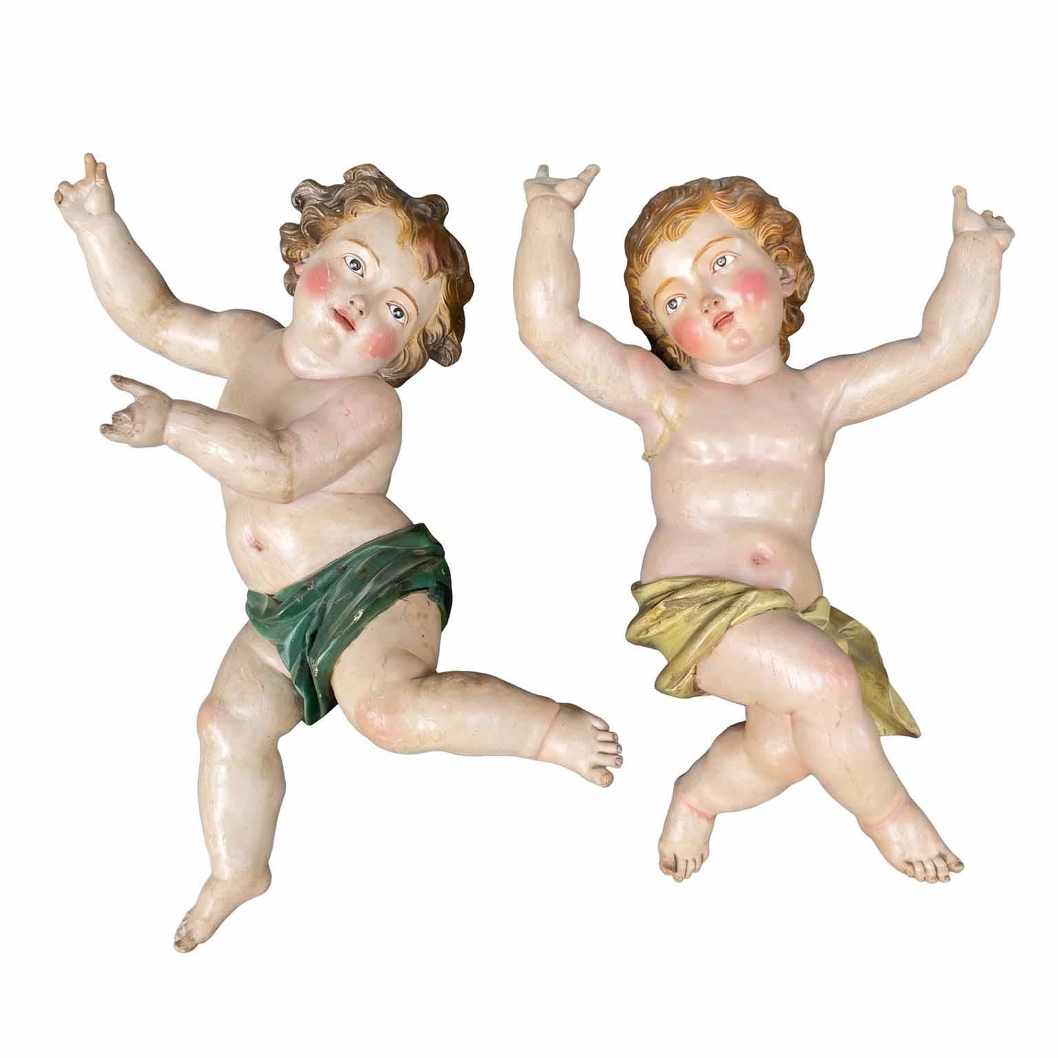 Lackierte Holzskulpturen von Putten im italienischen Barockstil, antikes Paar, um 1650