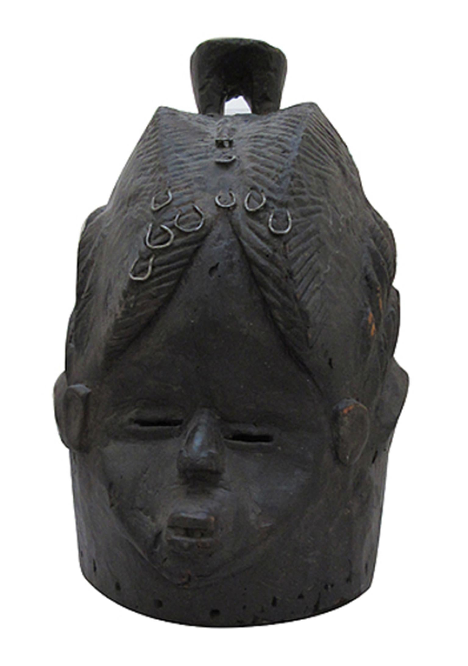 Unknown Figurative Sculpture – Holz von der Secret Society Mask-Sierra Leone W. Africa, um 1930