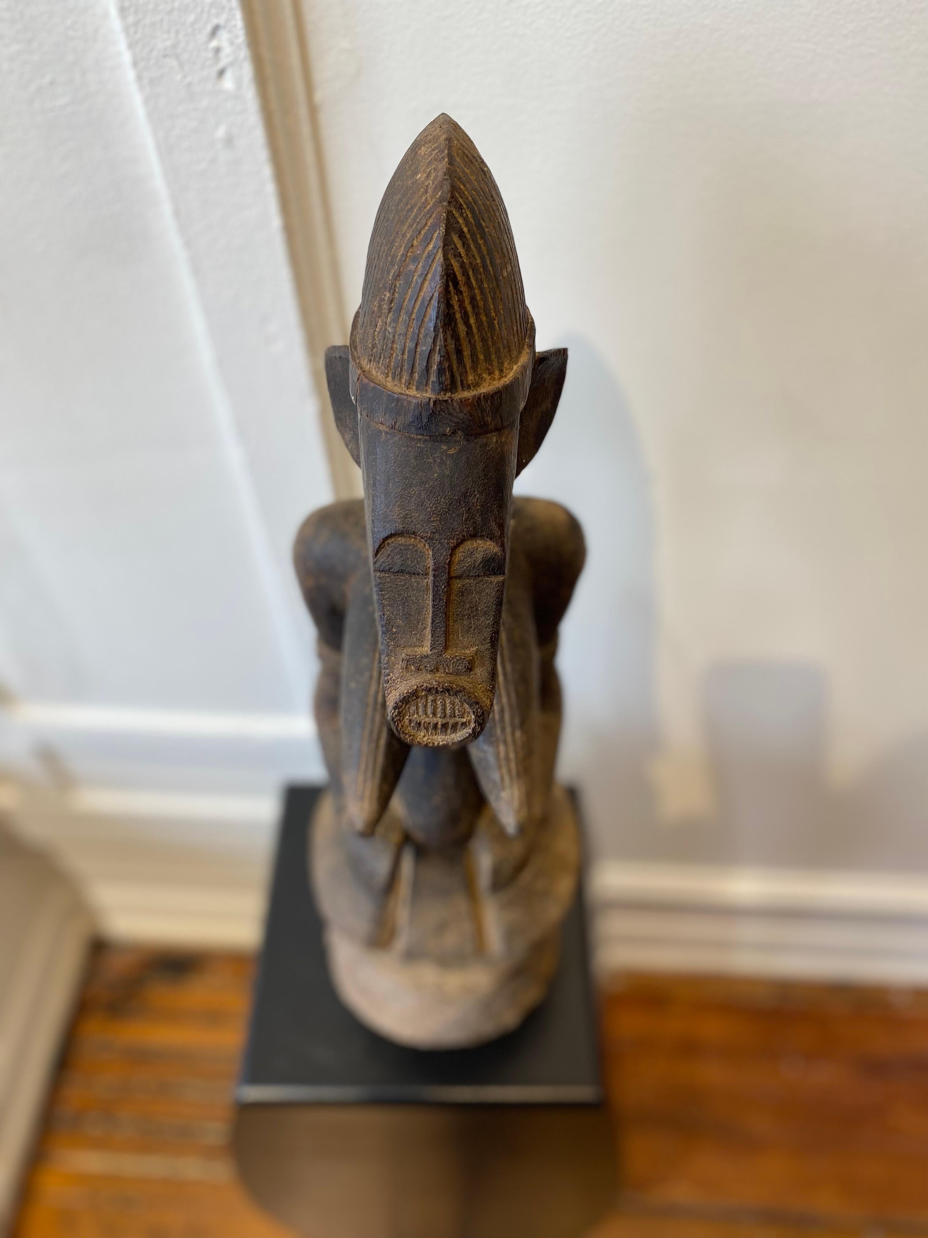SENUFO Frau – Sculpture von Unknown