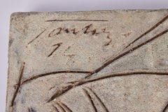 Signé et daté, Sculpture murale abstraite