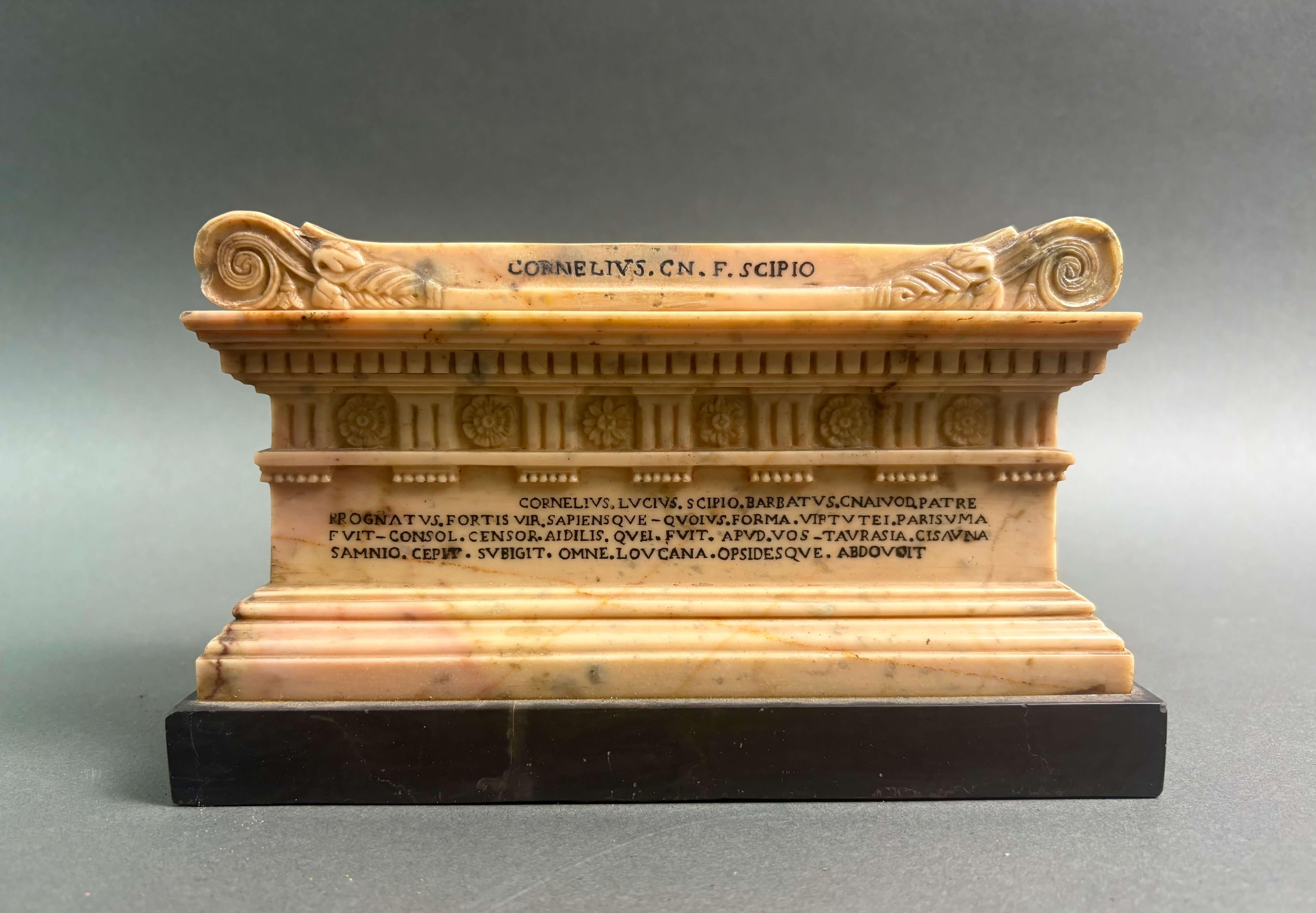 Souvenir del Grand Tour Sarcofago di Lucio Cornelio Scipione Barbato Marmo