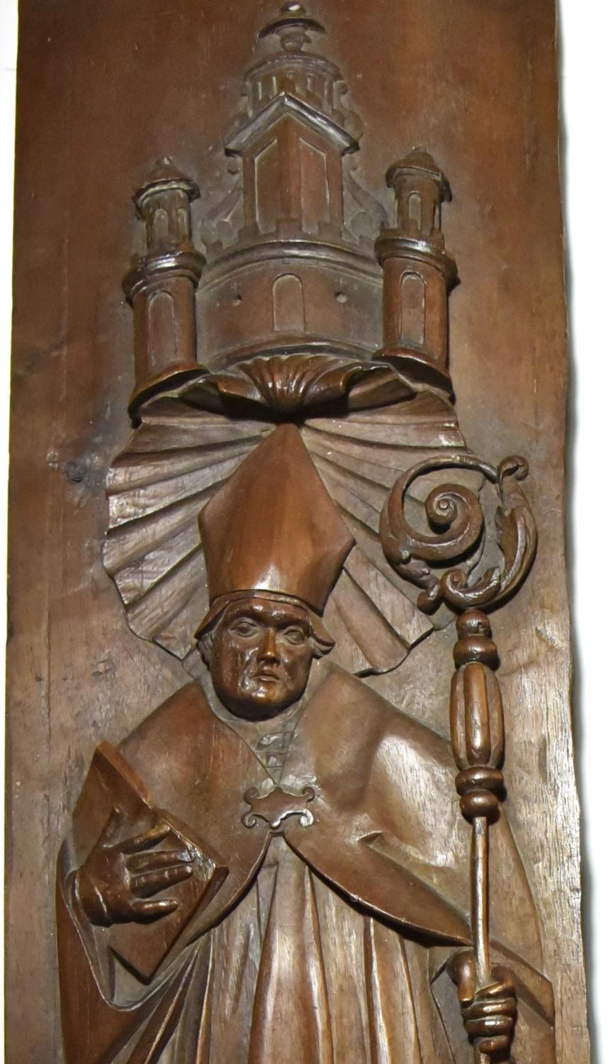 Stall panels around 1600, Bishop and St. Francis of Assisi - Sculpture by Unknown