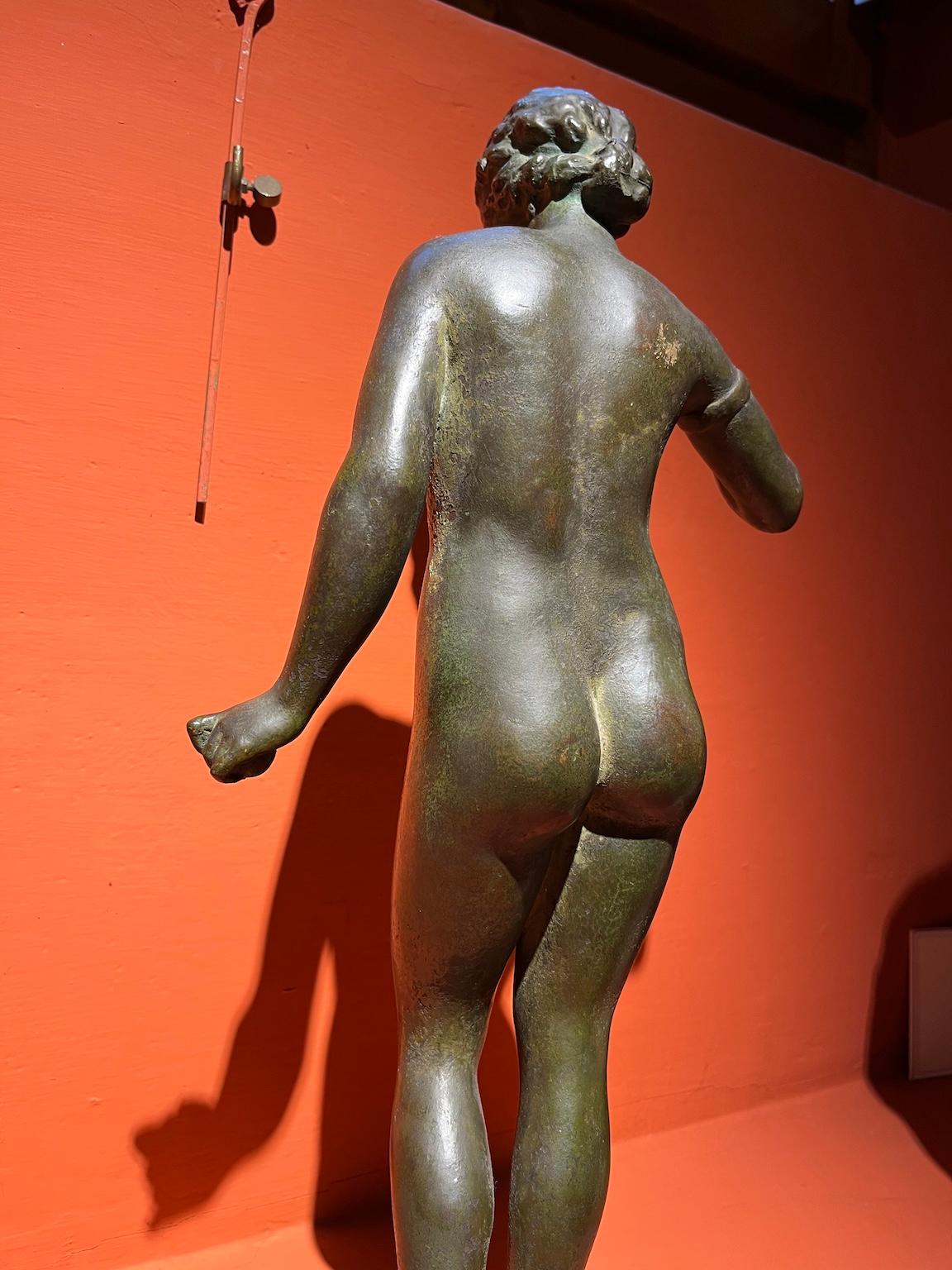 Estatua bronce mitológico figurativo desnudo femenino del siglo XX en venta 7
