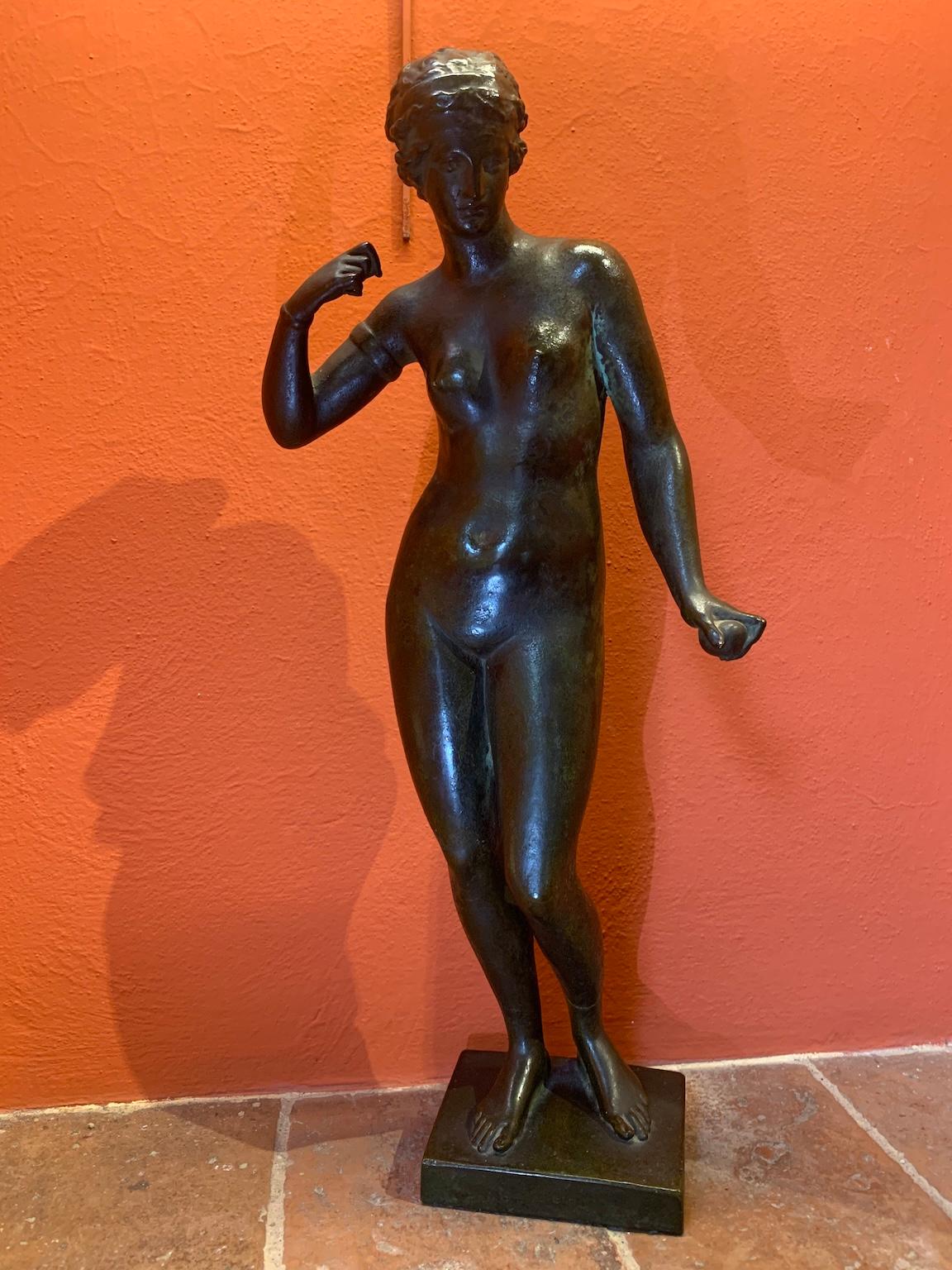 Estatua bronce mitológico figurativo desnudo femenino del siglo XX - Sculpture de Unknown