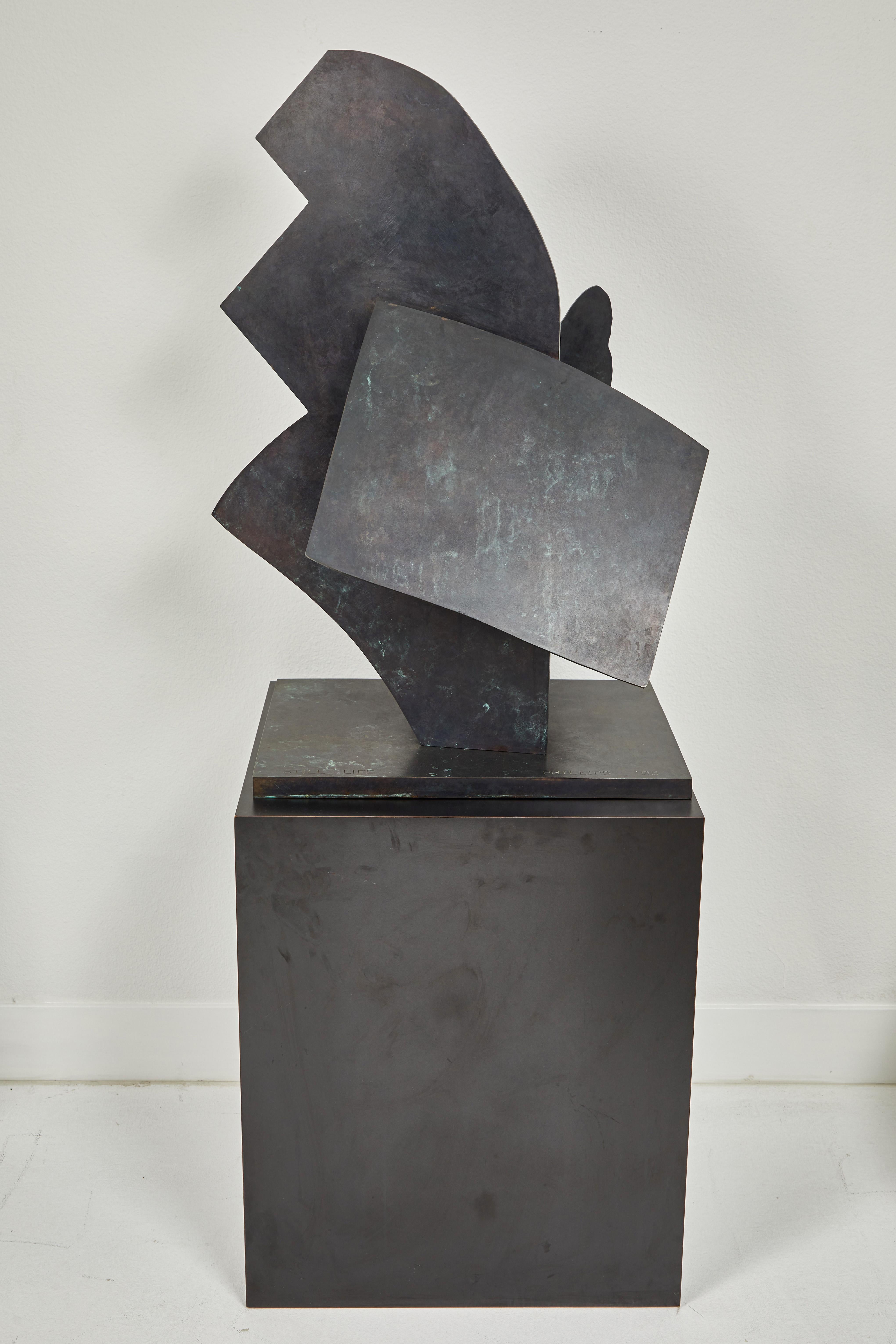 „Stillleben“ Bronzeskulptur, signiert Phillips im Angebot 1
