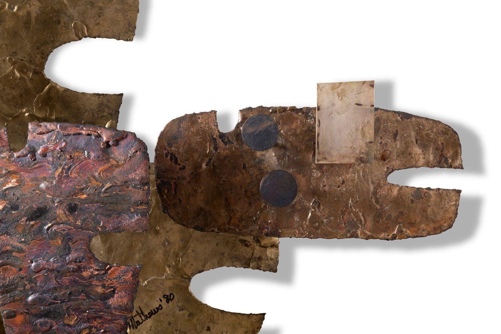 Stuart Mathews Brutalistische Wandskulptur aus gemischten Metallen Messing Bronze Kupfer (Braun), Abstract Sculpture, von Unknown