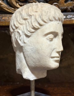 Male Head in Marble Art Deco Italian Sculpture of the 20th Century