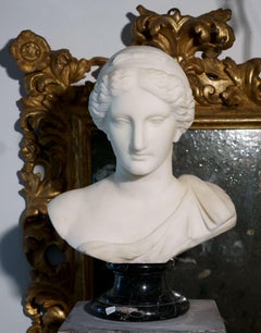 Cabeza neoclásica de mármol de Afrodita de Cnidia hacia 1830