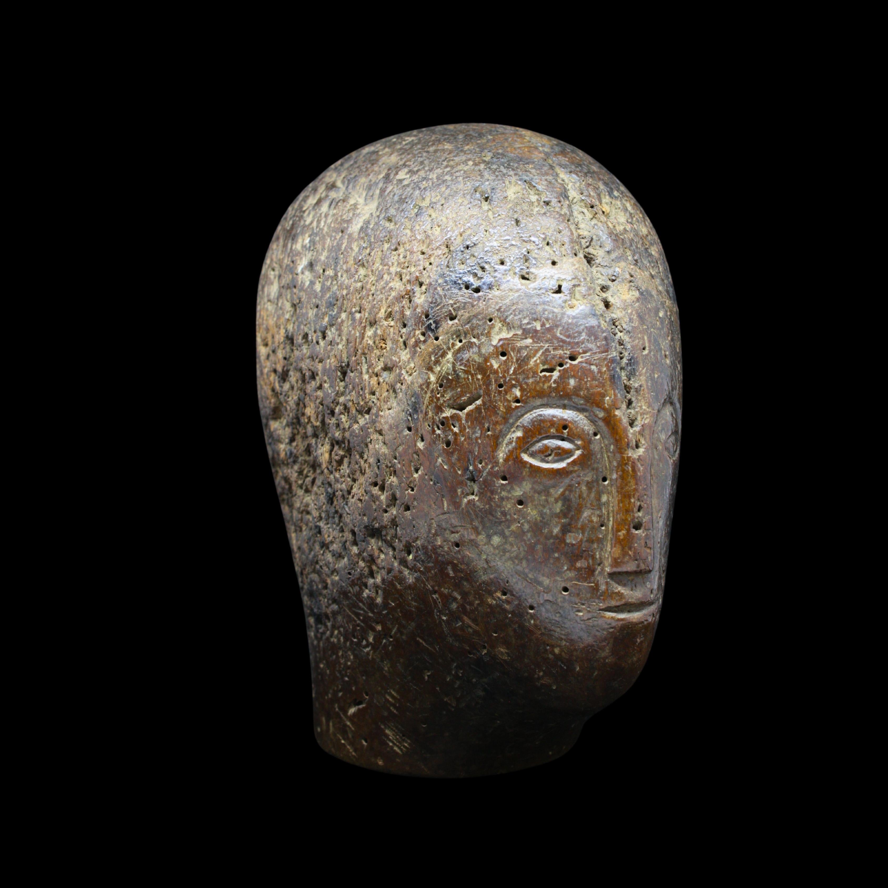 CABEZA DEL CASCO - Sculpture de Unknown