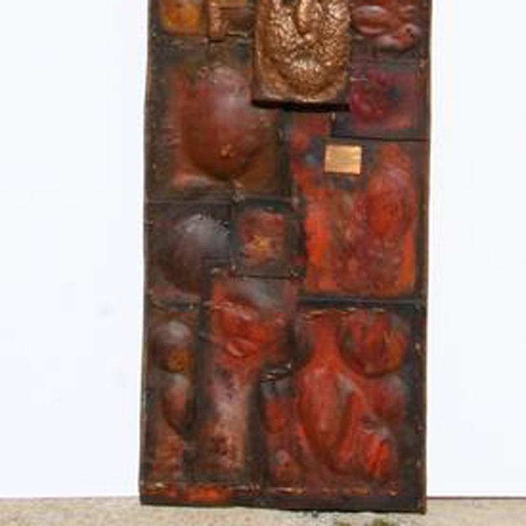 The EYE, sculpture abstraite en cuivre et Wood Wood - Marron Abstract Sculpture par Unknown