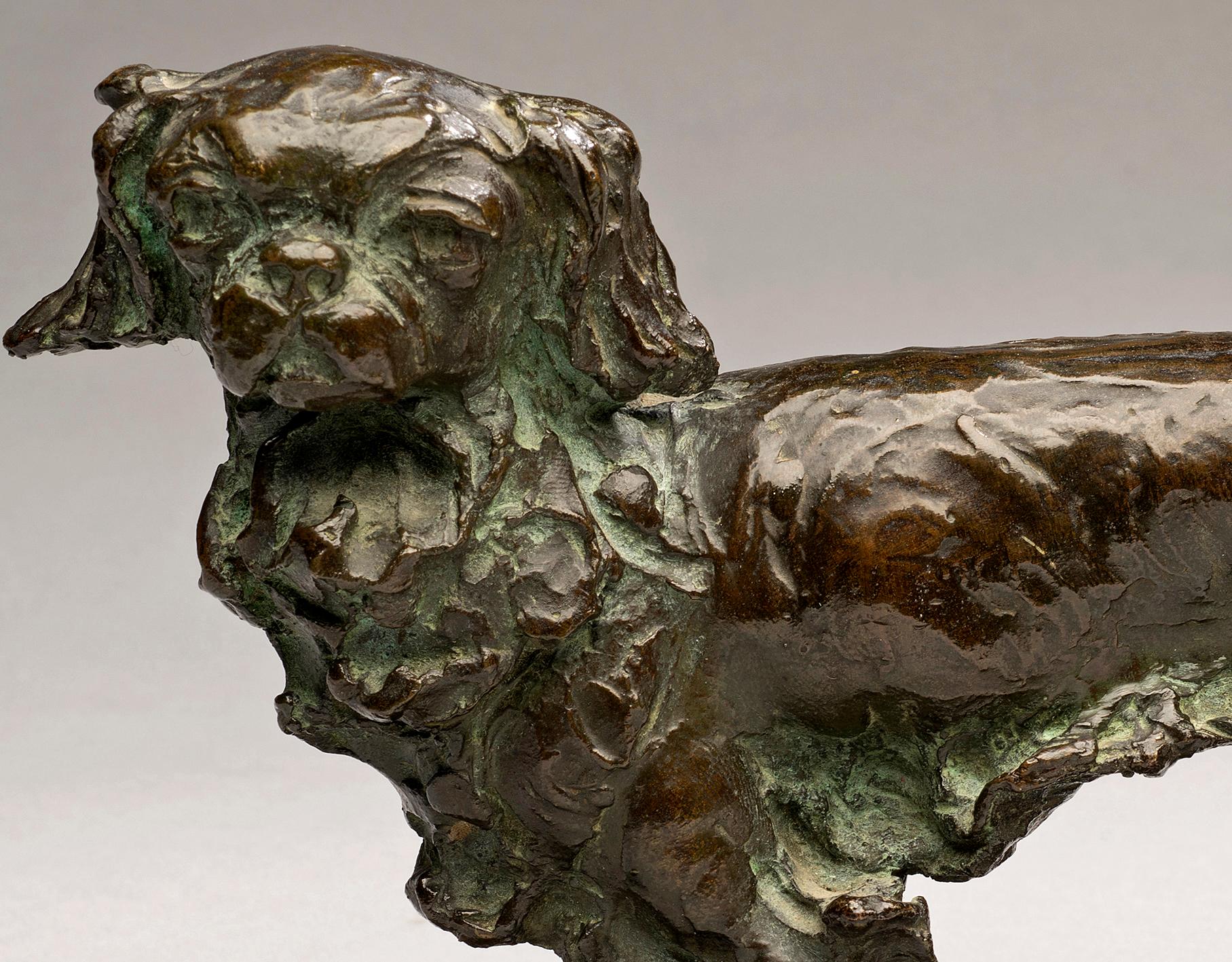 Portrait de chien en bronze ancien d'un Cavalier King Charles 

