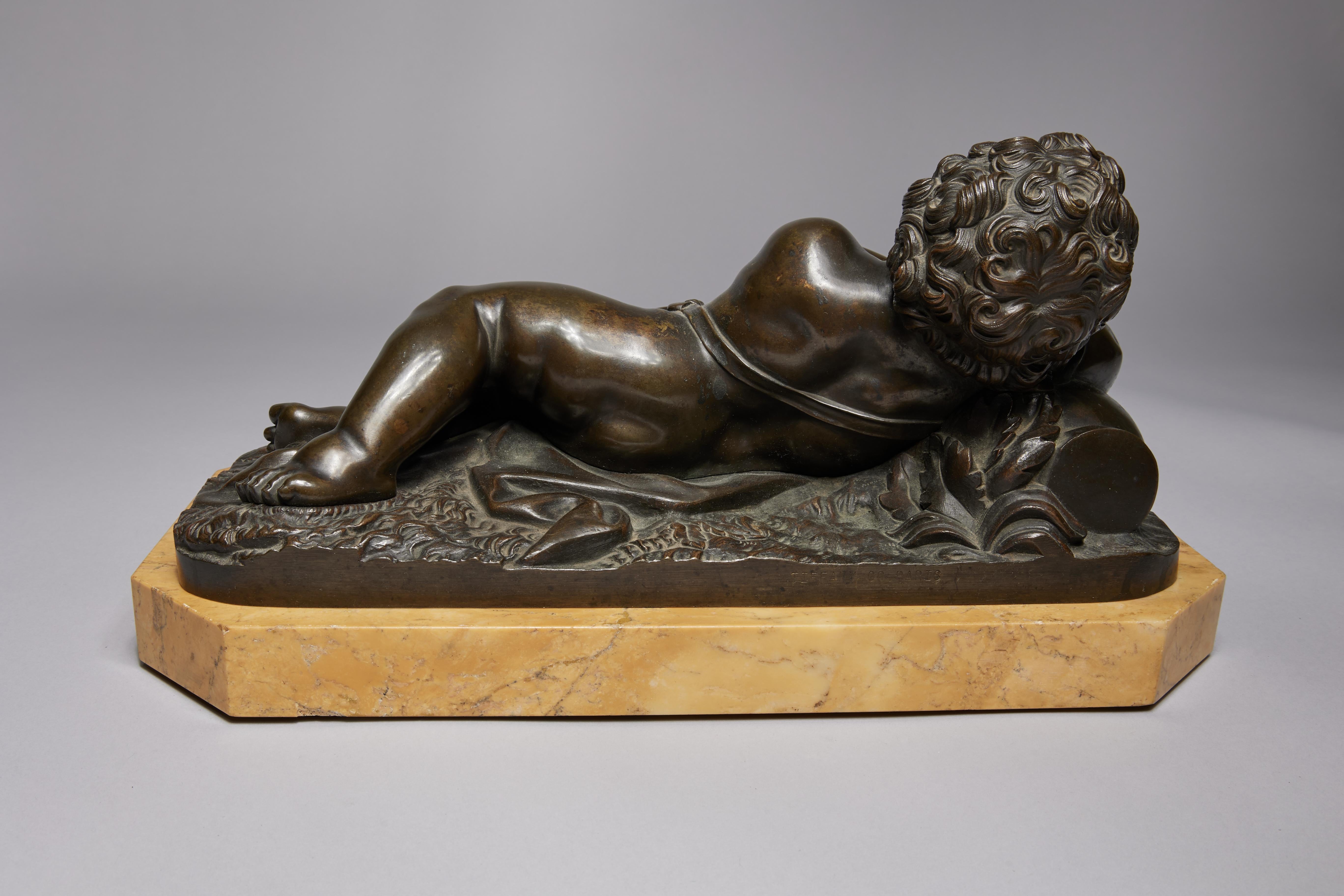 Cherubino in bronzo Tiffany & Co. del XIX secolo su base in marmo - Figurative Sculpture Oro di Unknown