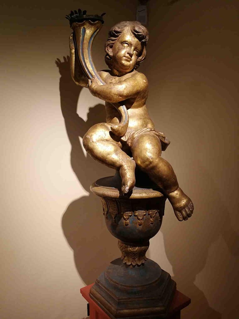 Tuscan Baroque Nude Putto Candle Holder 17-18 century gilded wood - Sculpture by Unknown