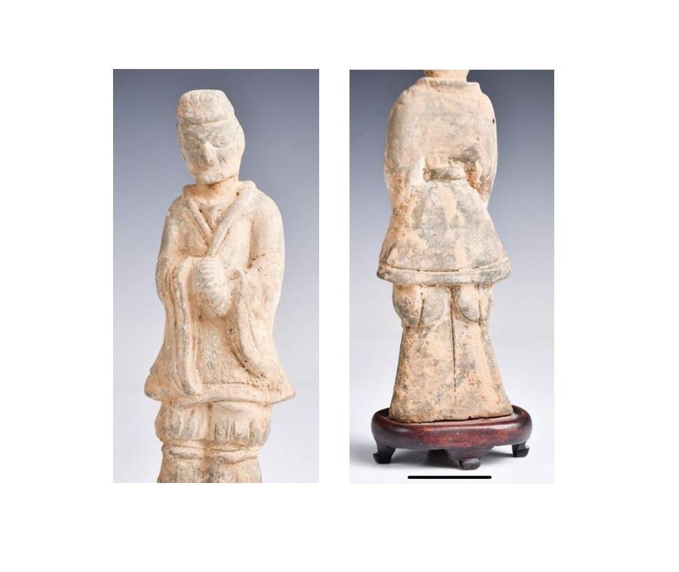 Two Sui Tang Groom Figures For Sale 2