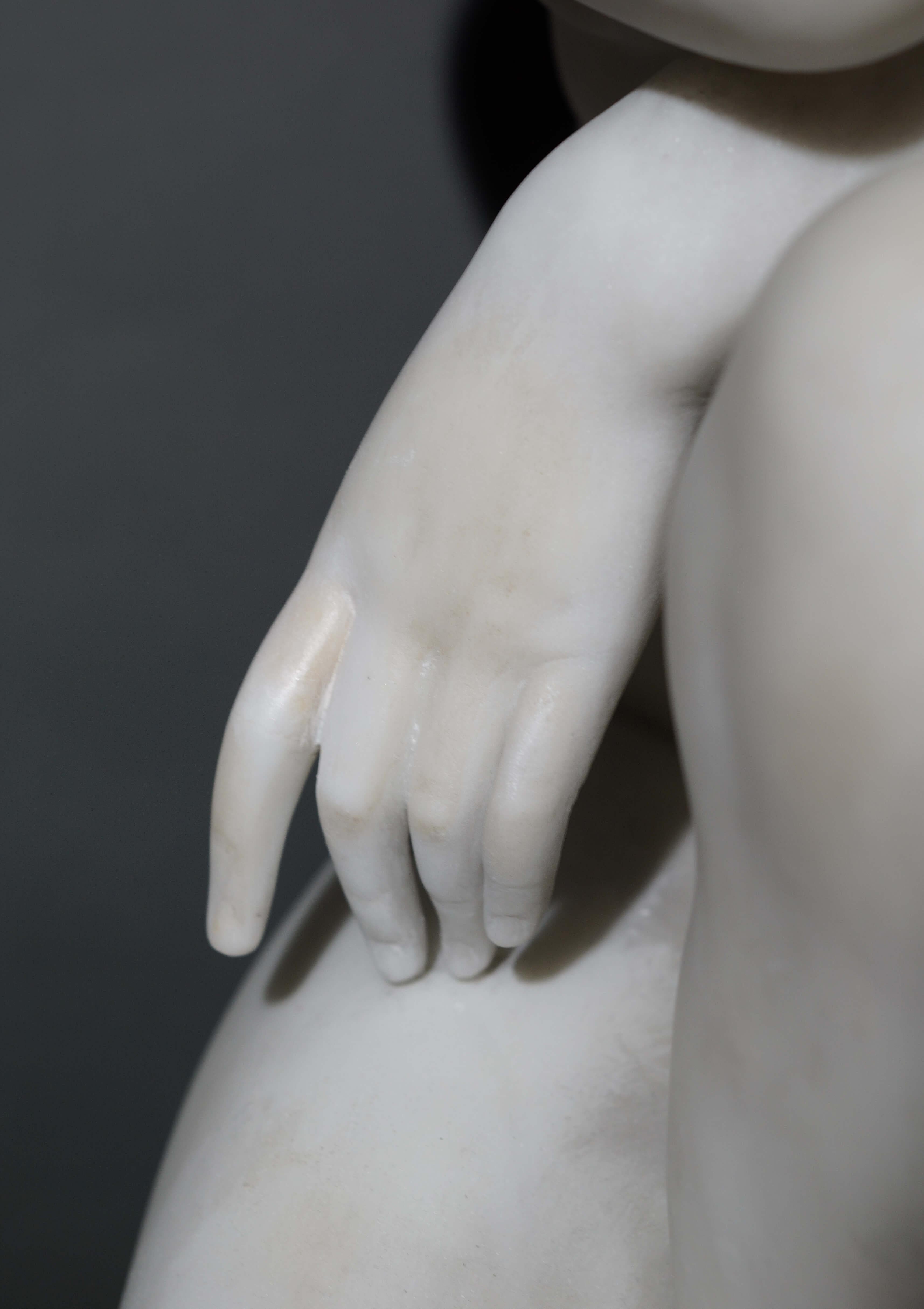 Venere Colca Scultura Neoclassica in Marmo inizio del XIX secolo in vendita 1