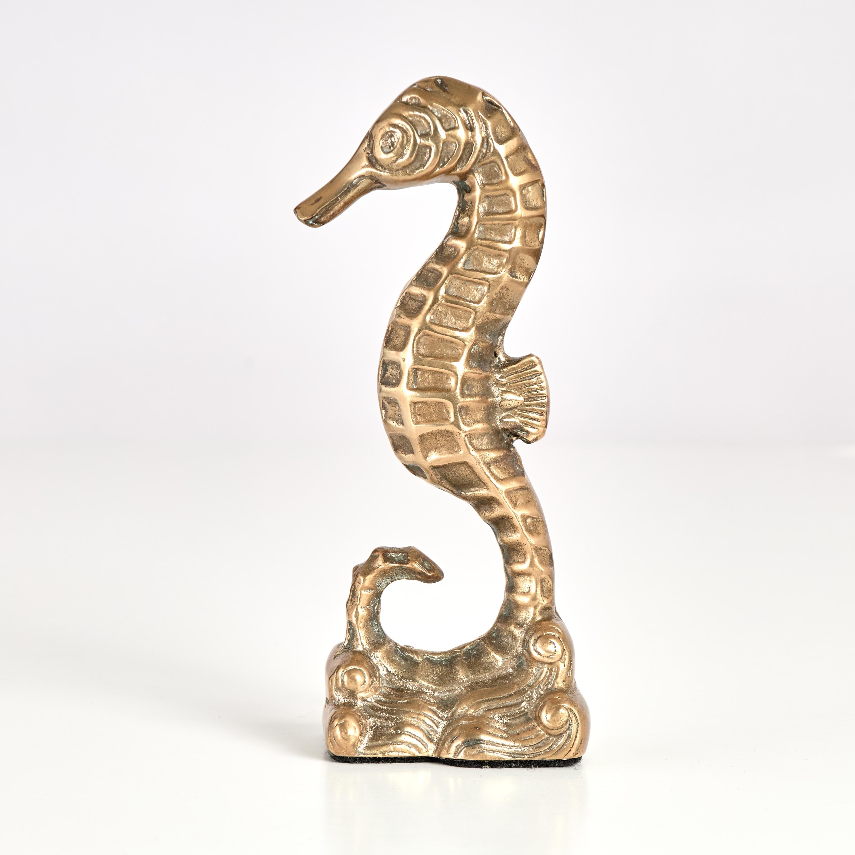 Scultura di cavalluccio marino in ottone in stile Art Deco vintage in vendita 1