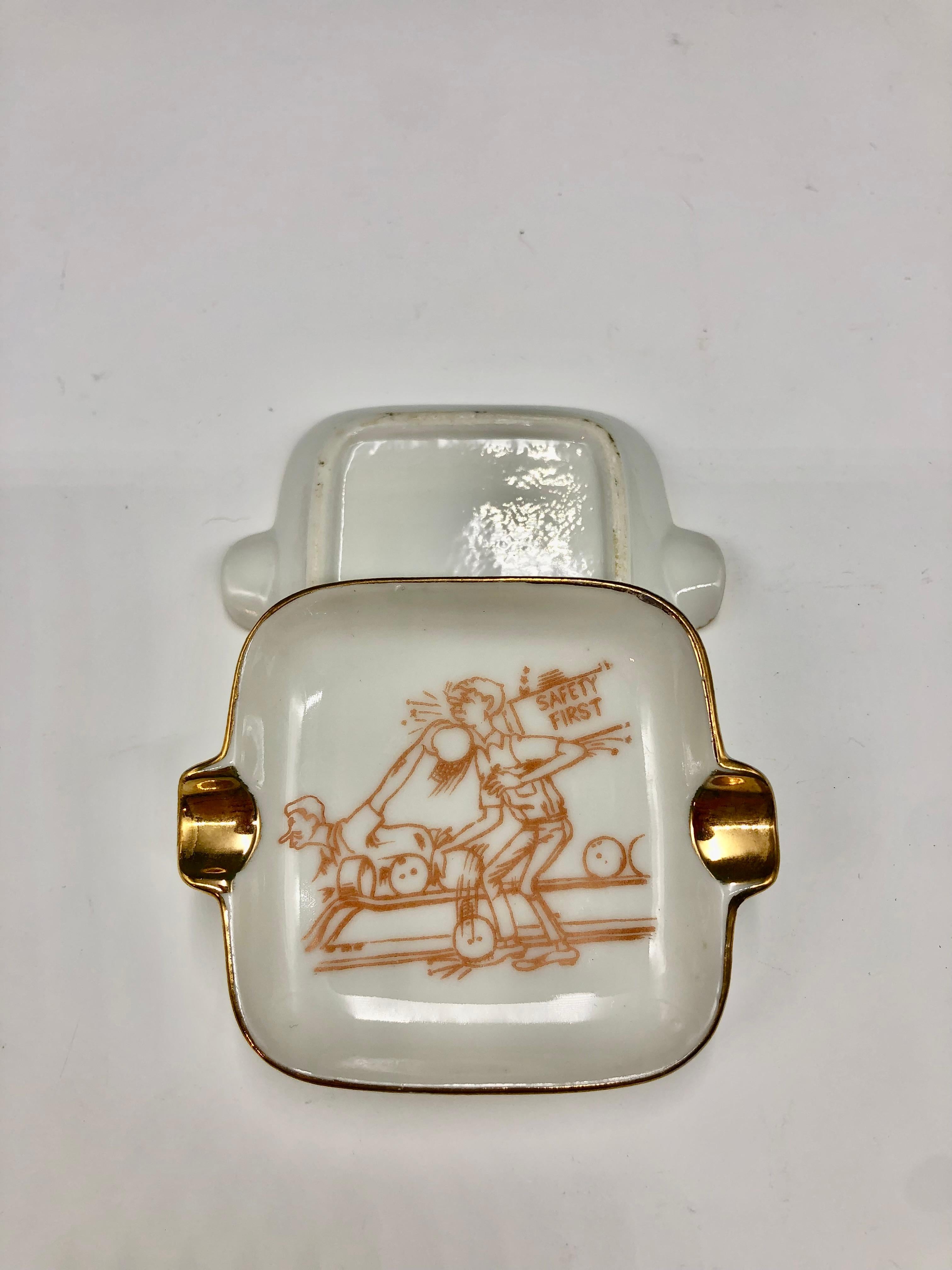 Vintage Set of 1970s Kitsch Porcelain Figurative Ashtrays - American Modern Sculpture by Unknown