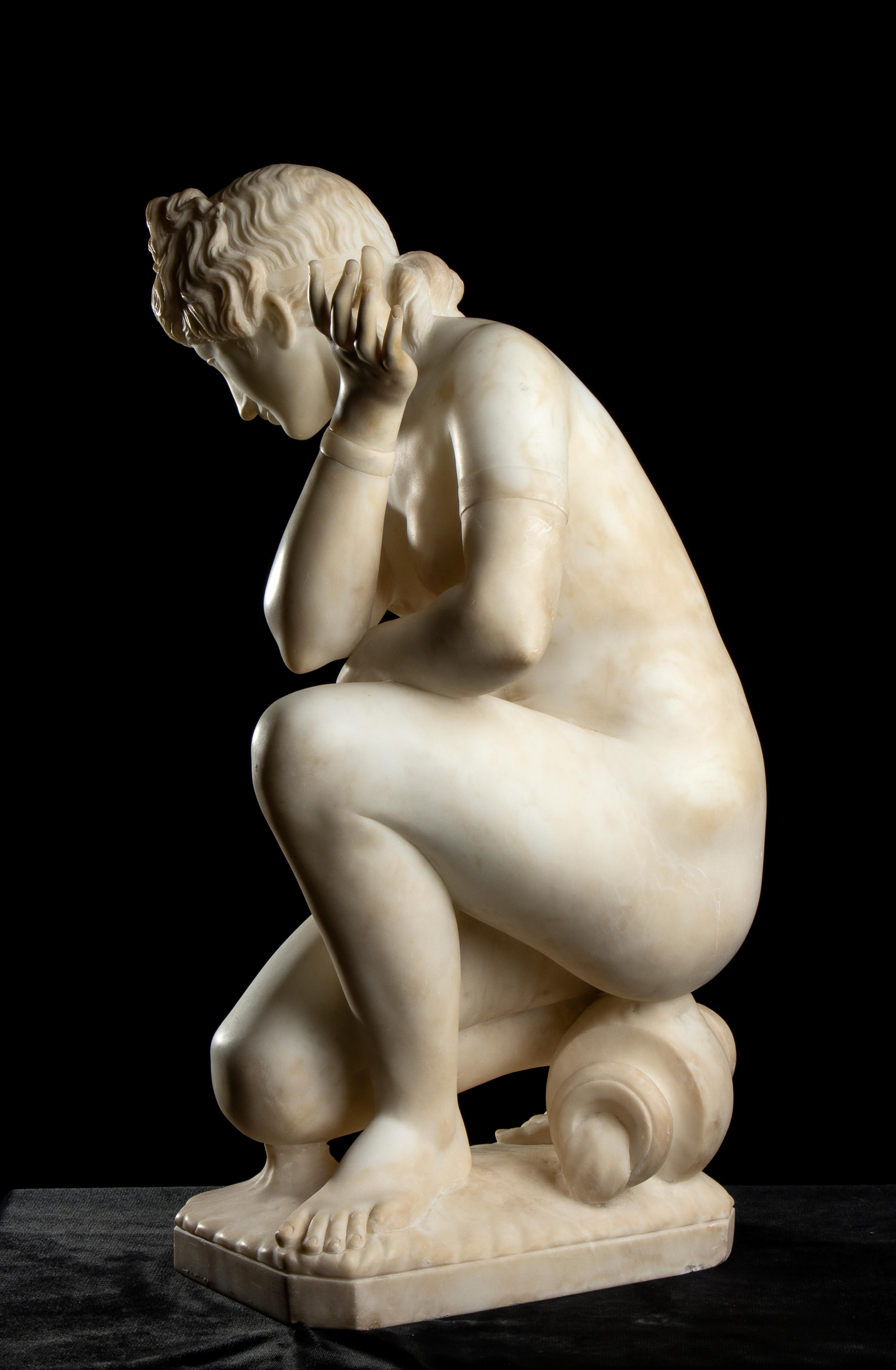White Alabaster Sculpture of Crouching Venus Tuscany Italy 19th Century (F) 3